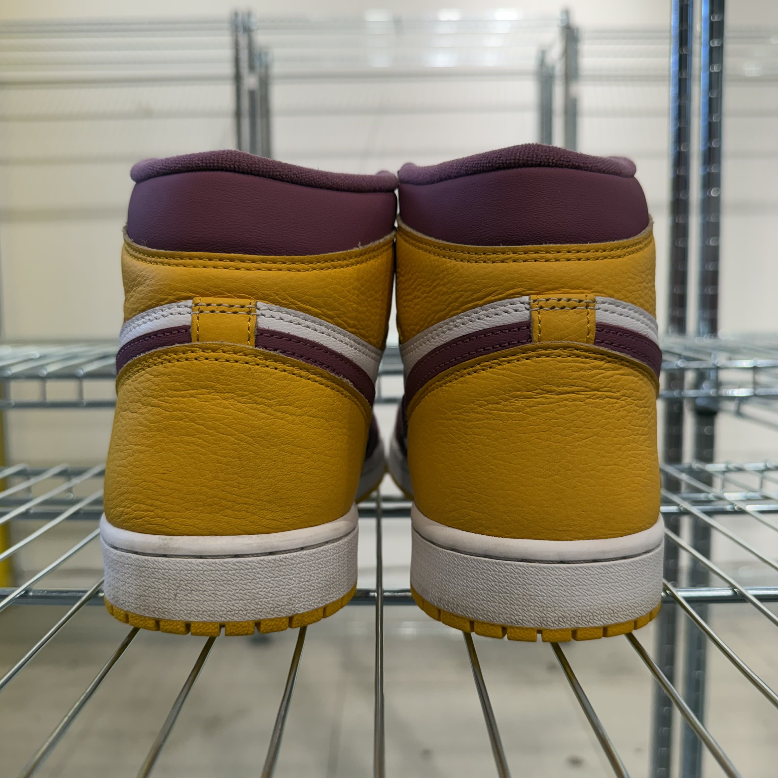 713019 Jordan 1 Retro High OG Brotherhood