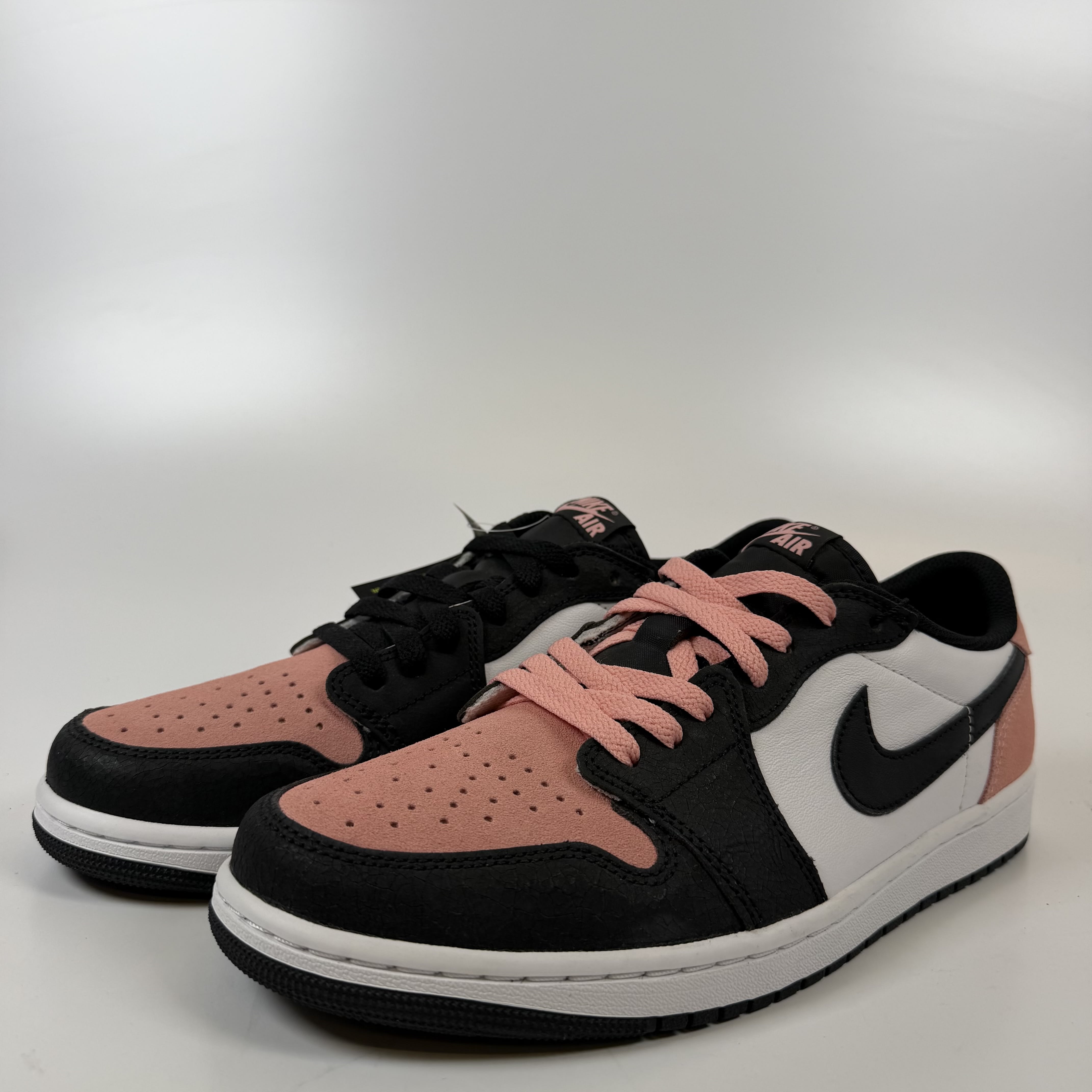 SP8168 Air Jordan 1 Retro Low OG 'Bleached Coral'