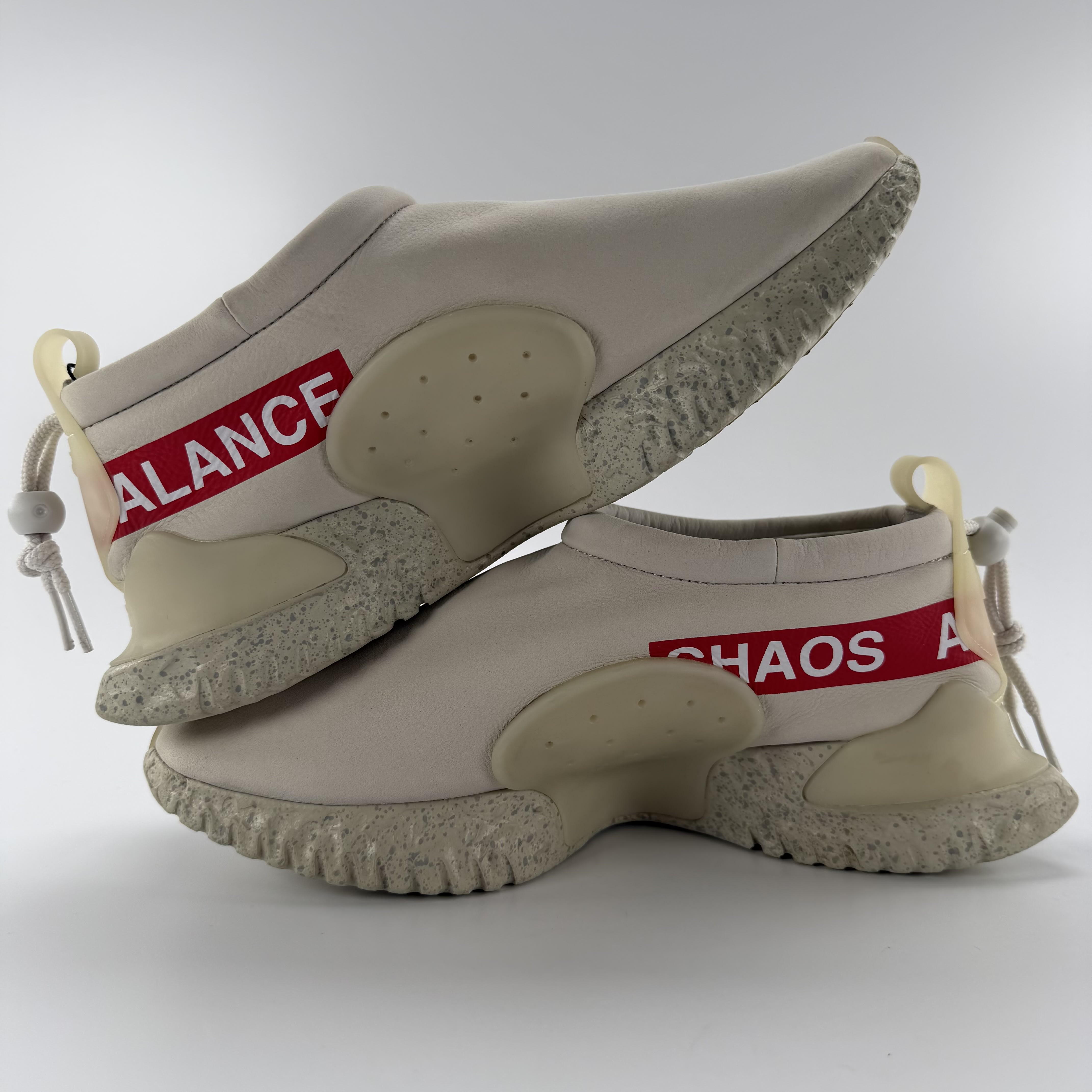 424688 Nike Moc Flow SP Undercover Light Bone
