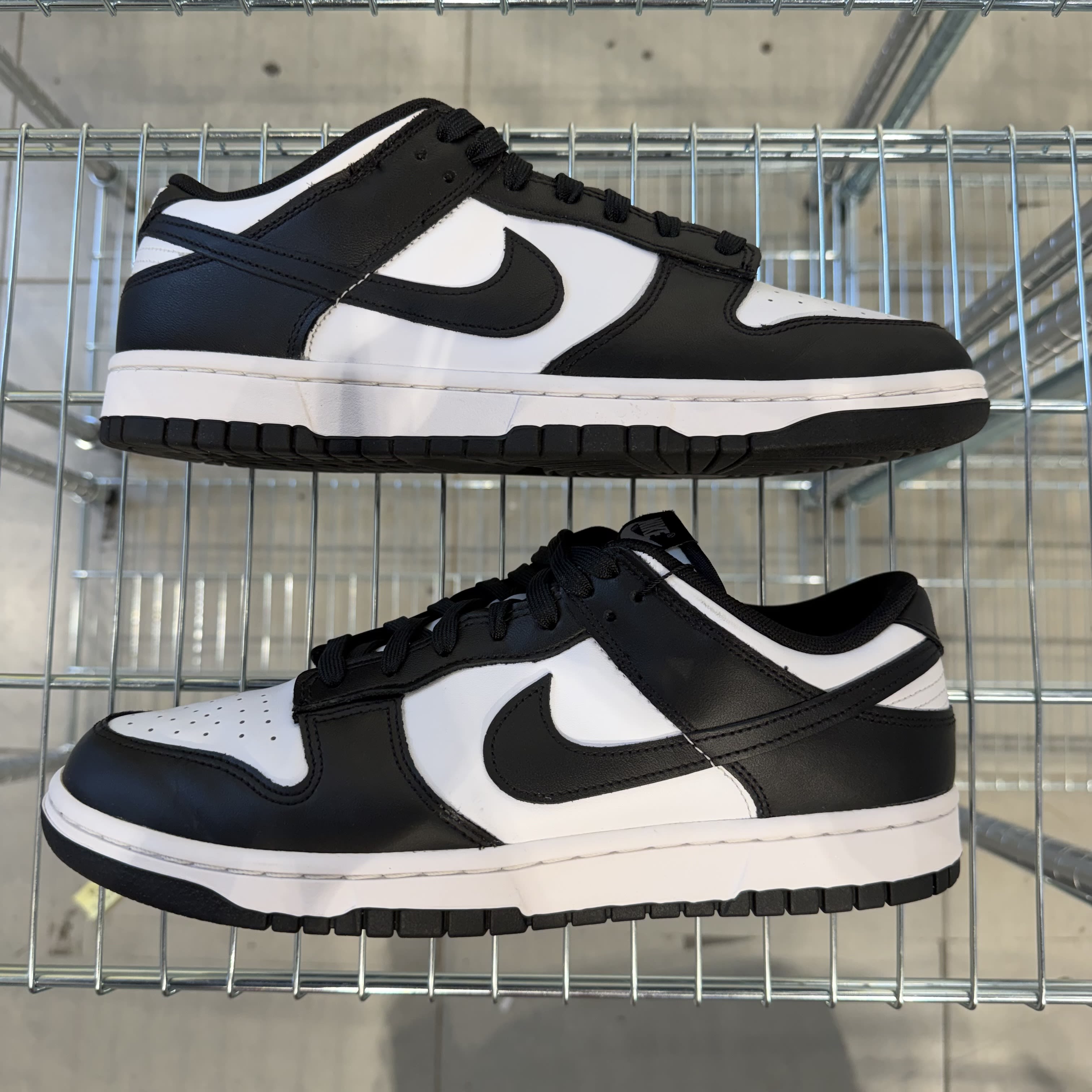 767172 Nike Dunk Low Retro White Black Panda