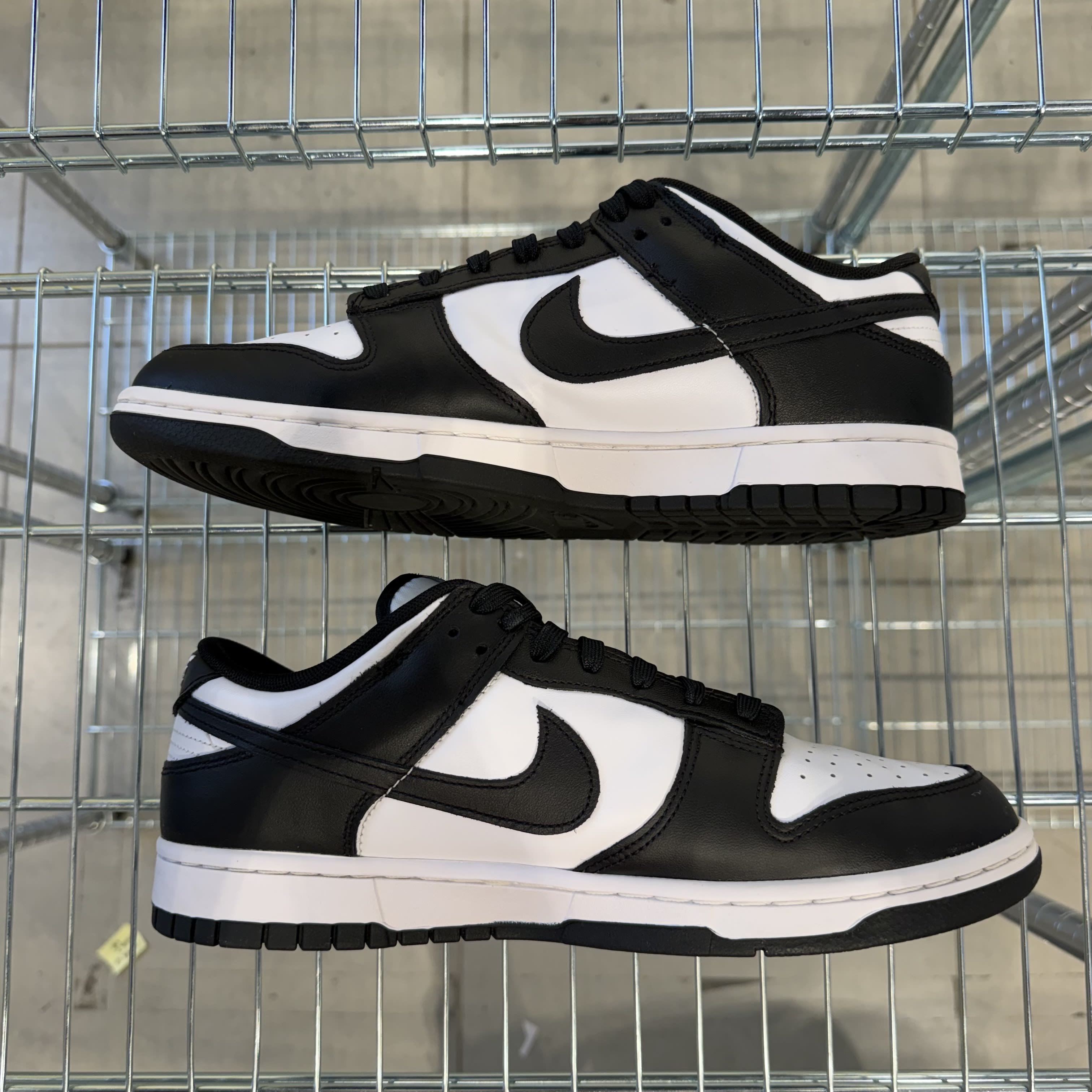 767172 Nike Dunk Low Retro White Black Panda