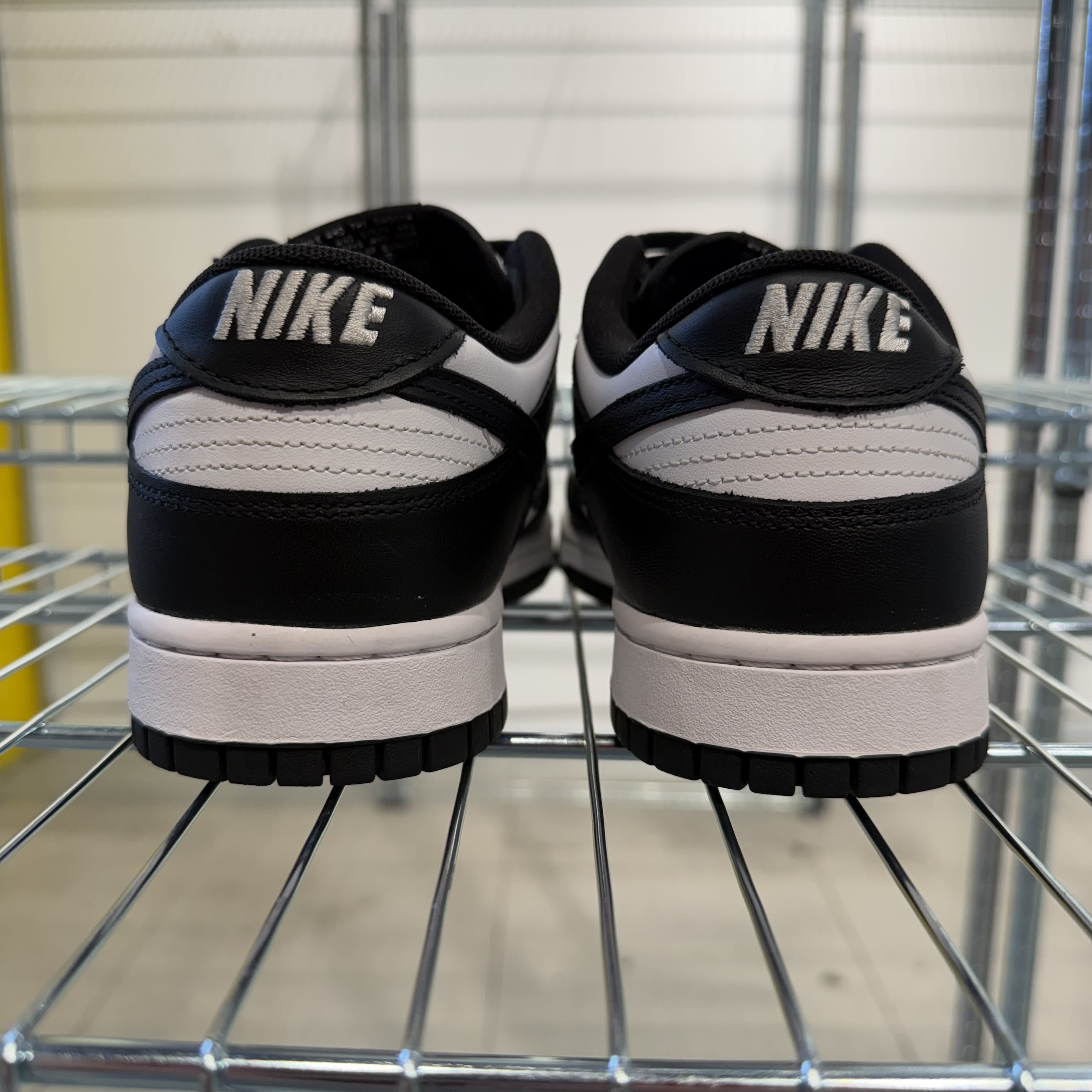 767172 Nike Dunk Low Retro White Black Panda