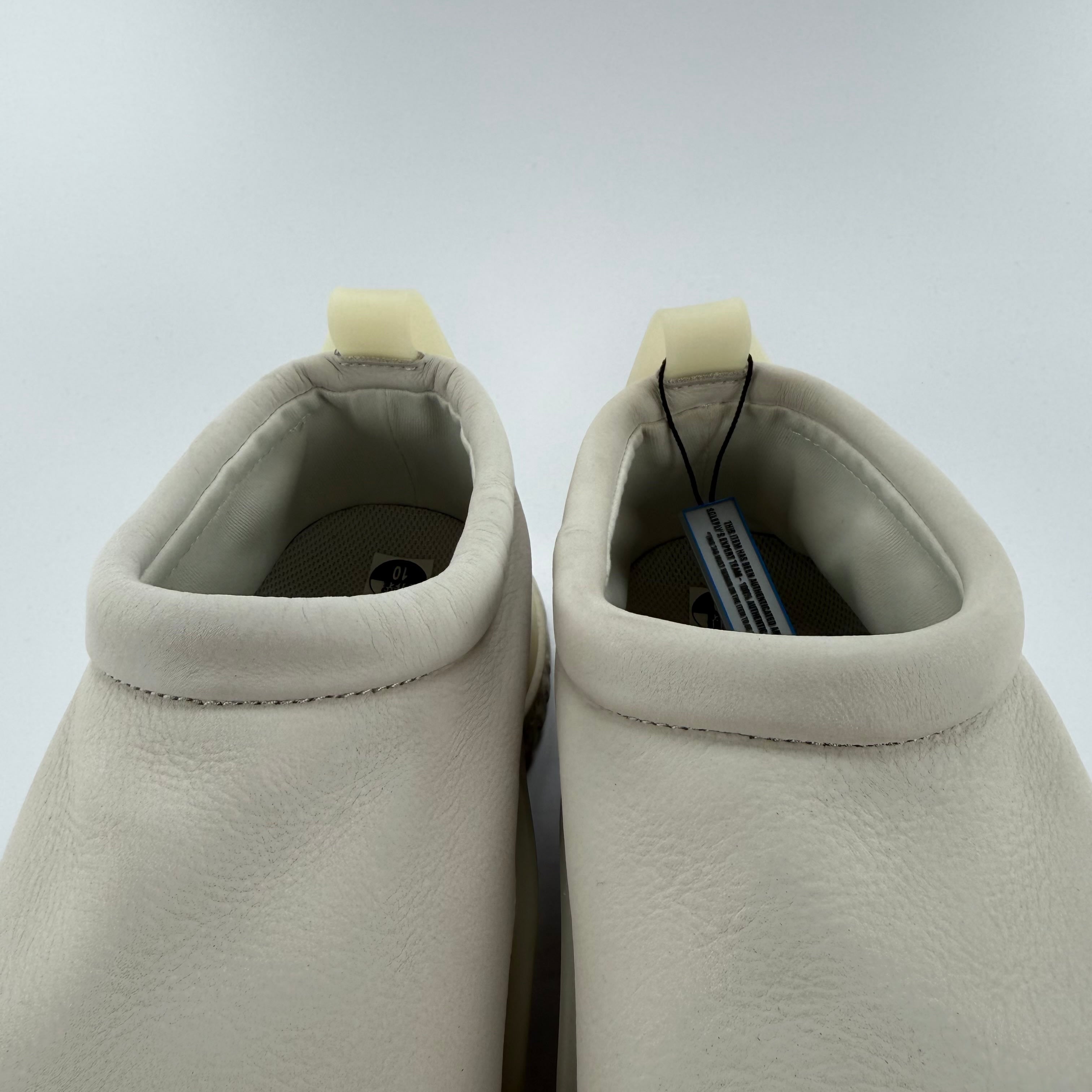 424688 Nike Moc Flow SP Undercover Light Bone