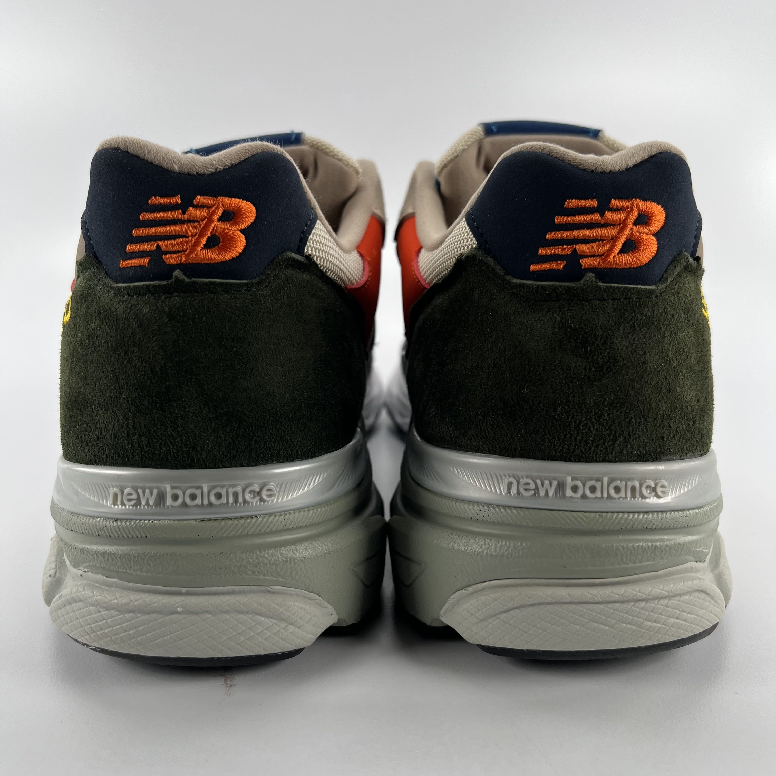 263337 New Balance 920 Sand Burnt Orange