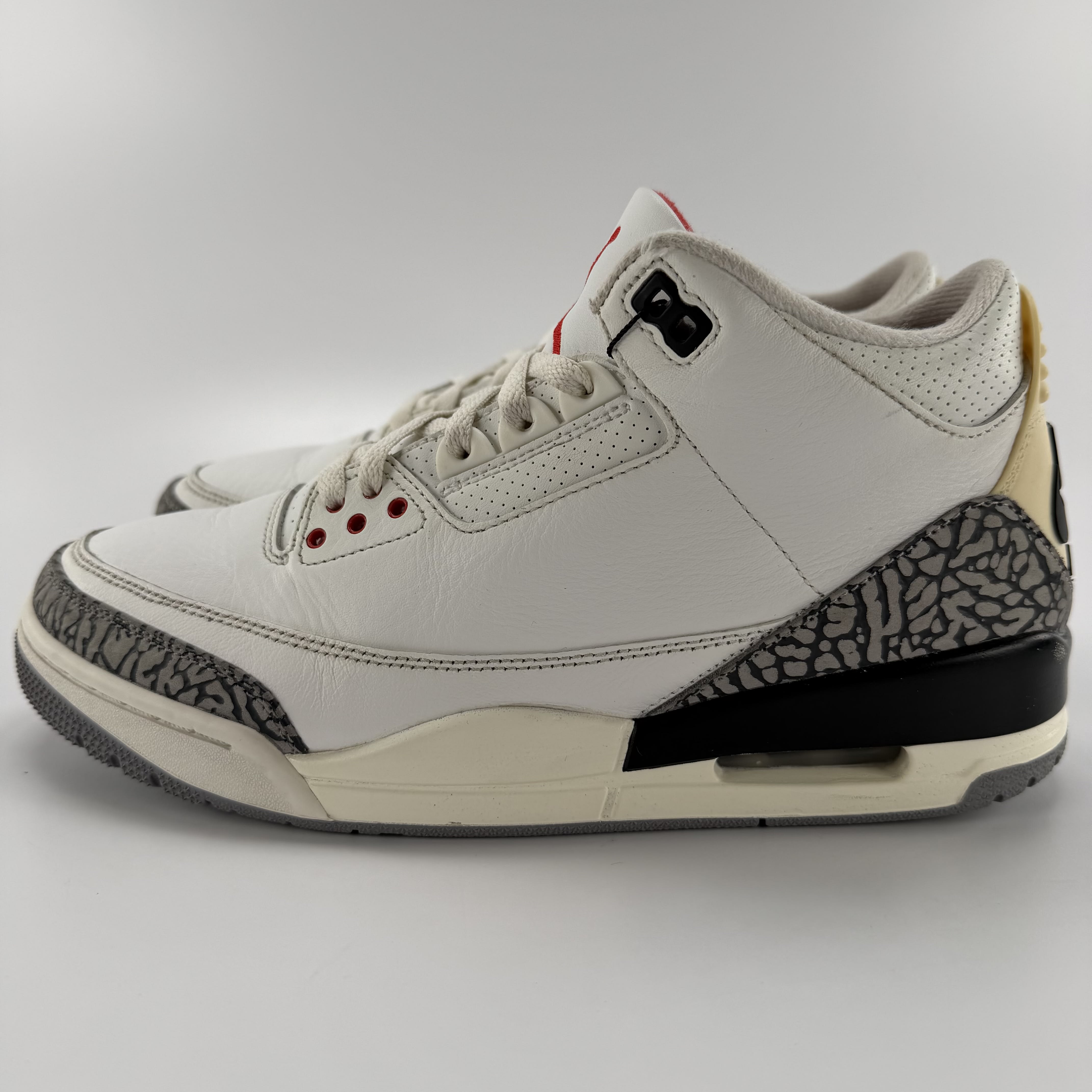 [616162] Jordan 3 Retro White Cement Reimagined