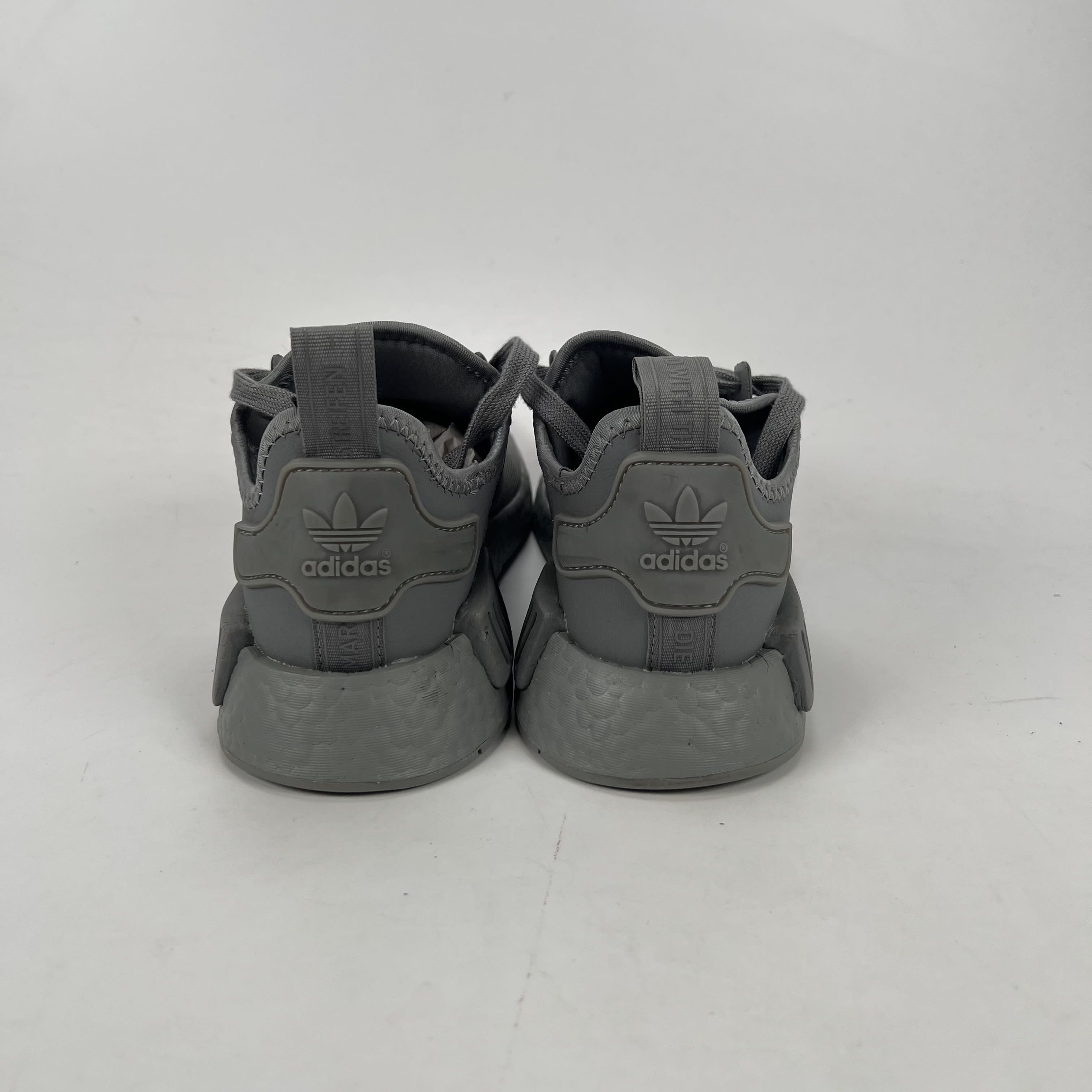 SP5523 adidas NMD R1 Grey Three