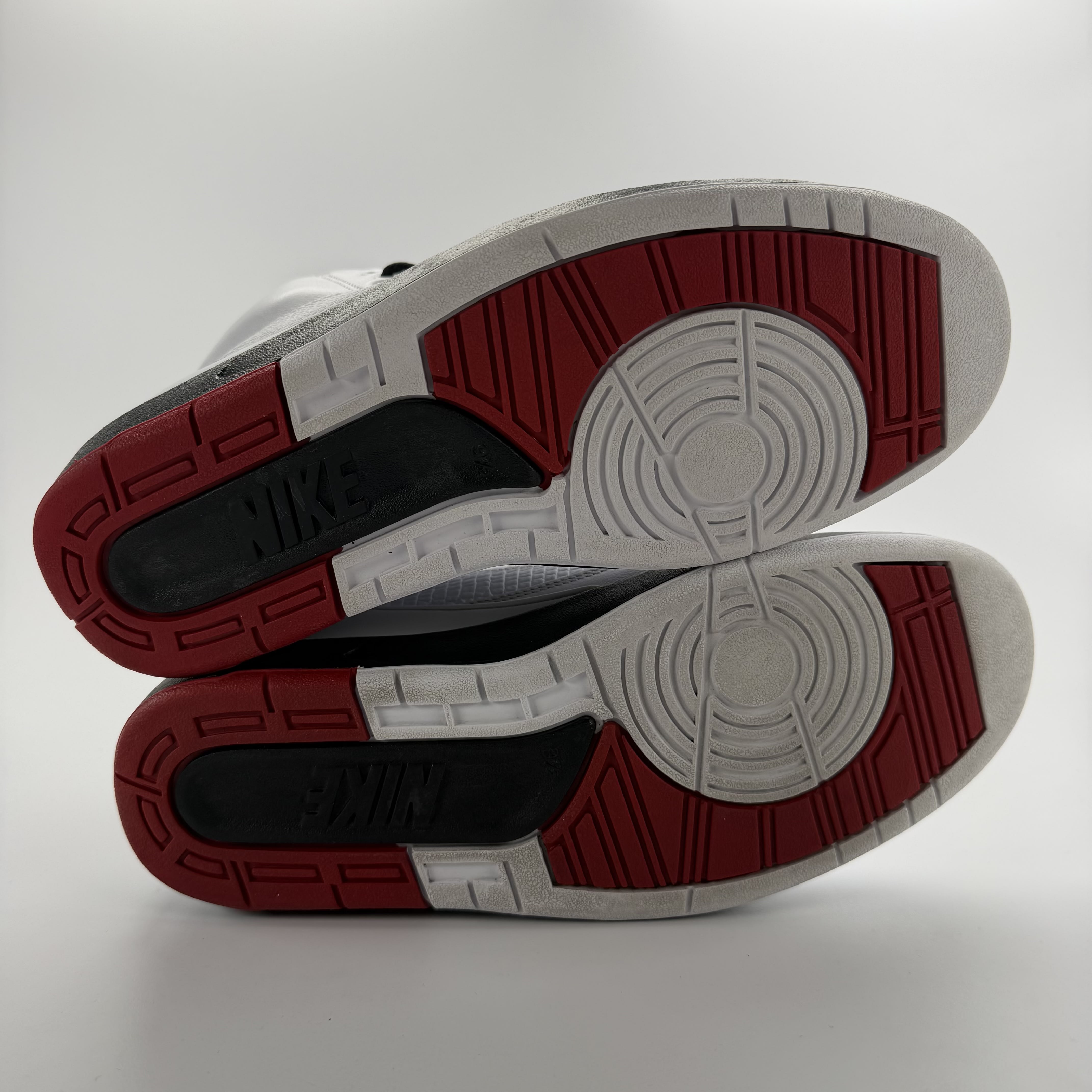 658268 Jordan 2 Retro OG Chicago (2022)
