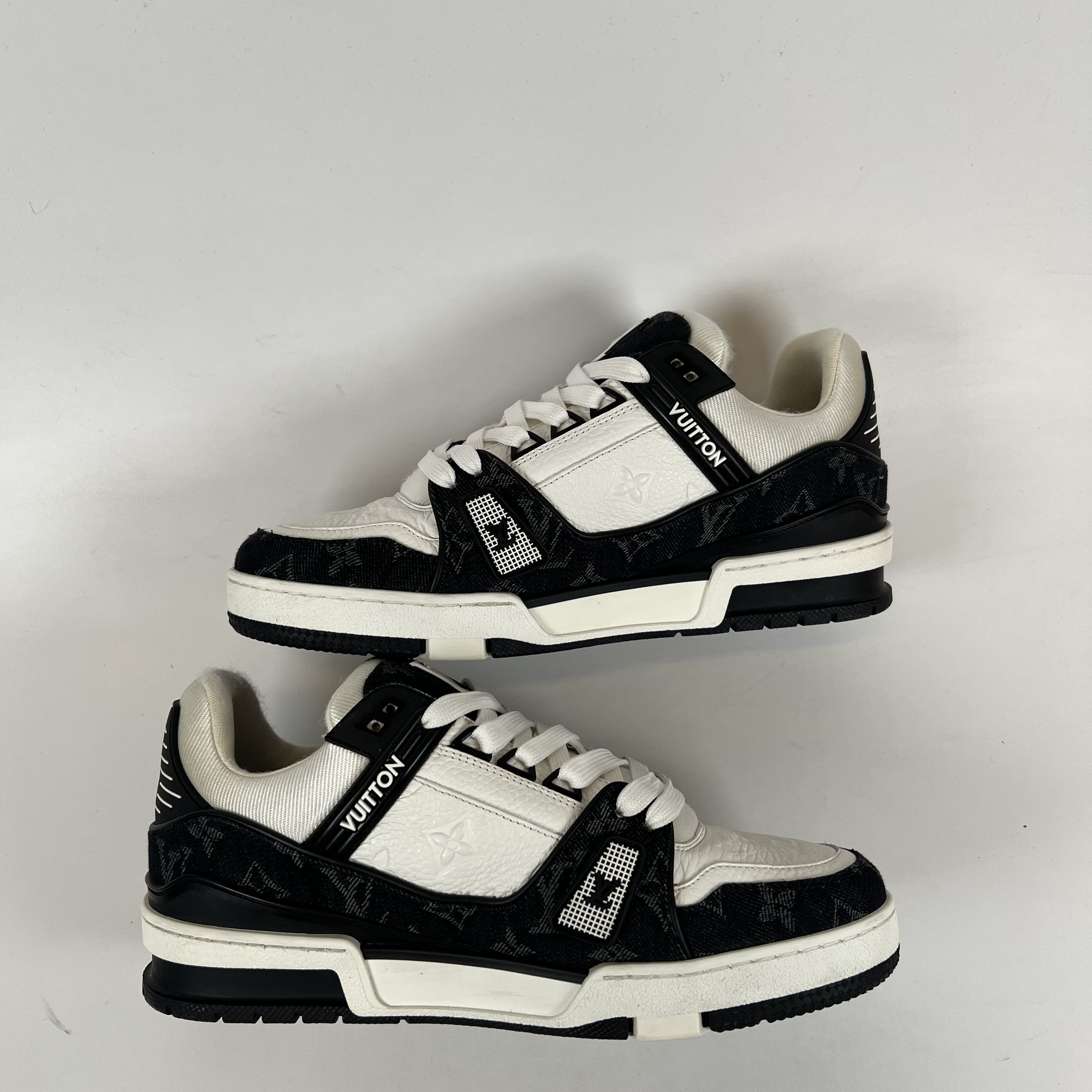 SP13902 Louis Vuitton Trainer White and Black