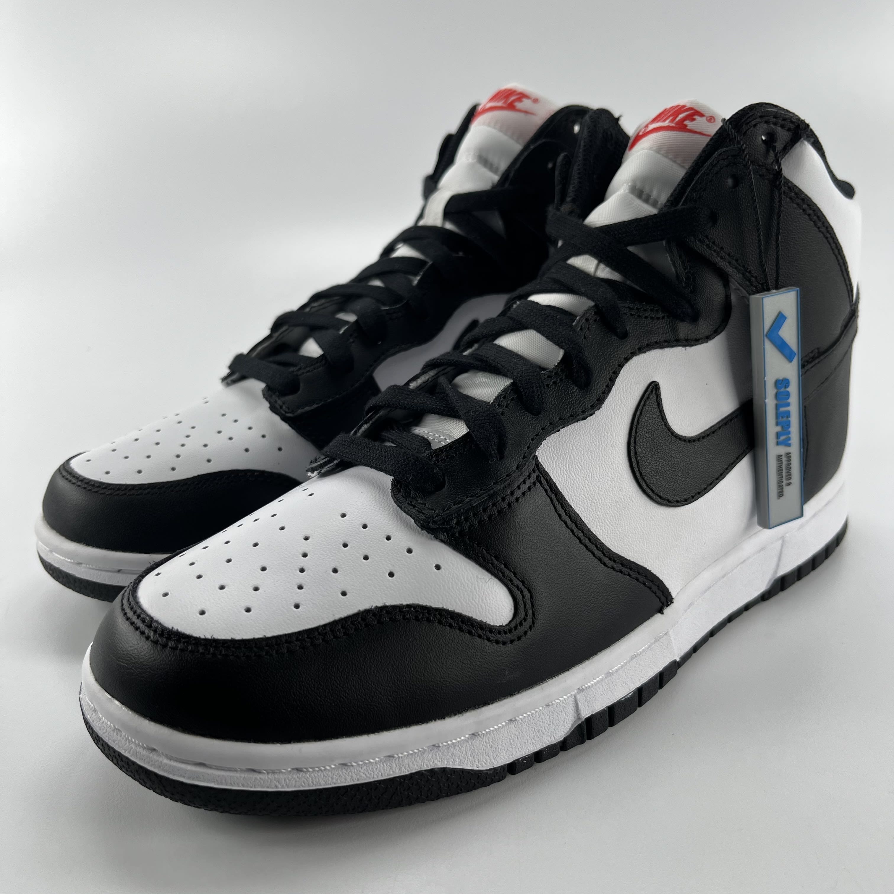 512564 Nike Dunk High Panda (2021) (Women's)