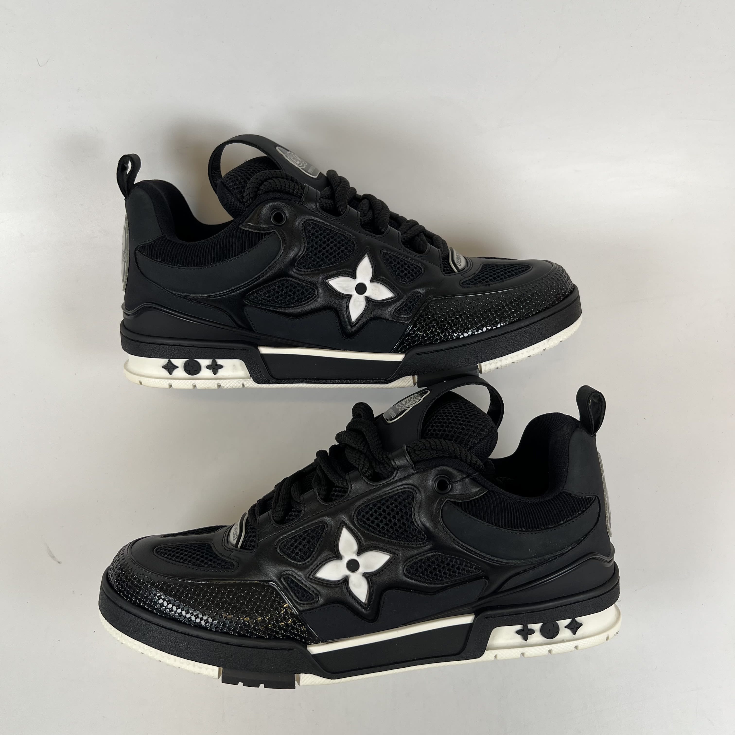 SP12625 Louis Vuitton LV Skate Sneaker Black White