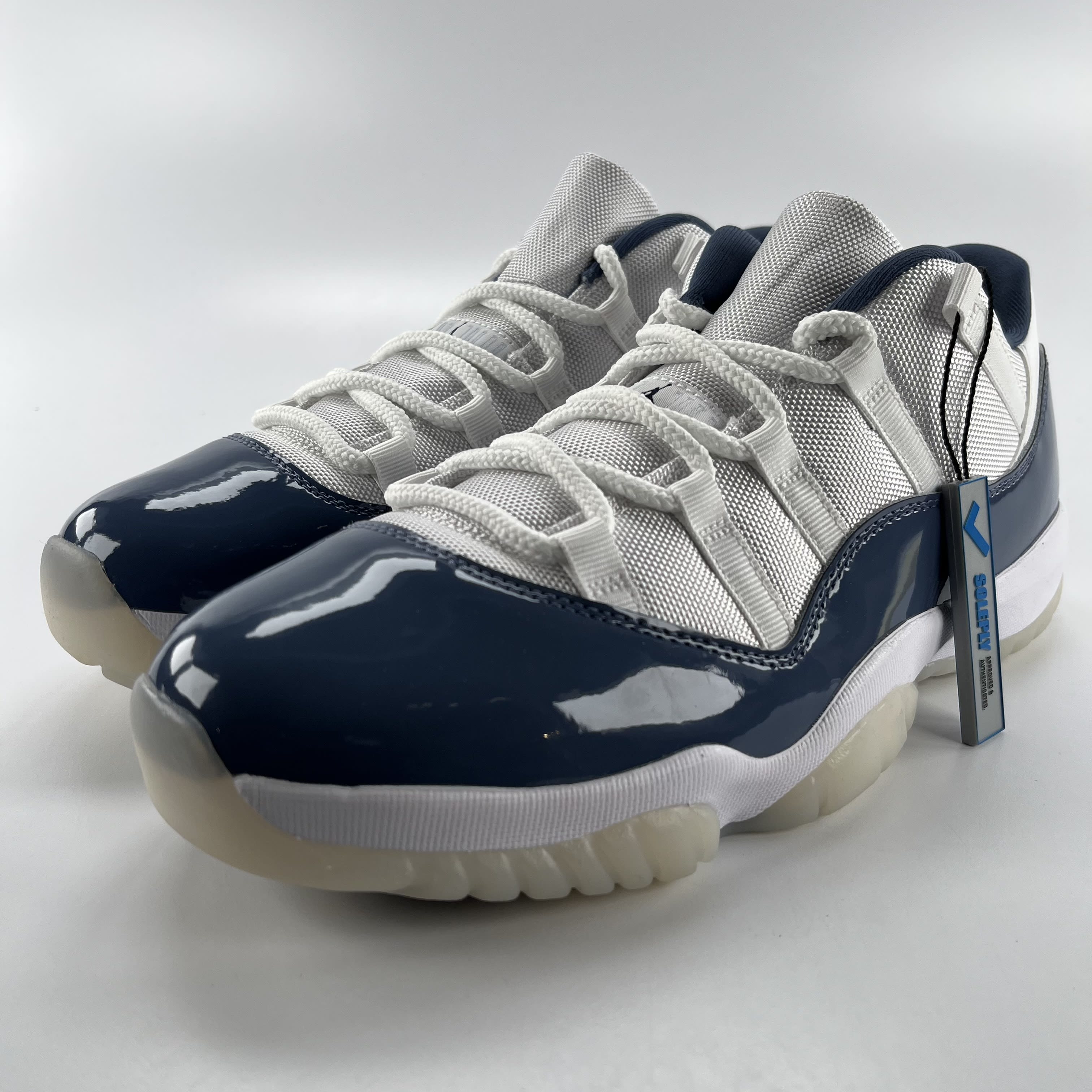 460413 Jordan 11 Retro Low Diffused Blue