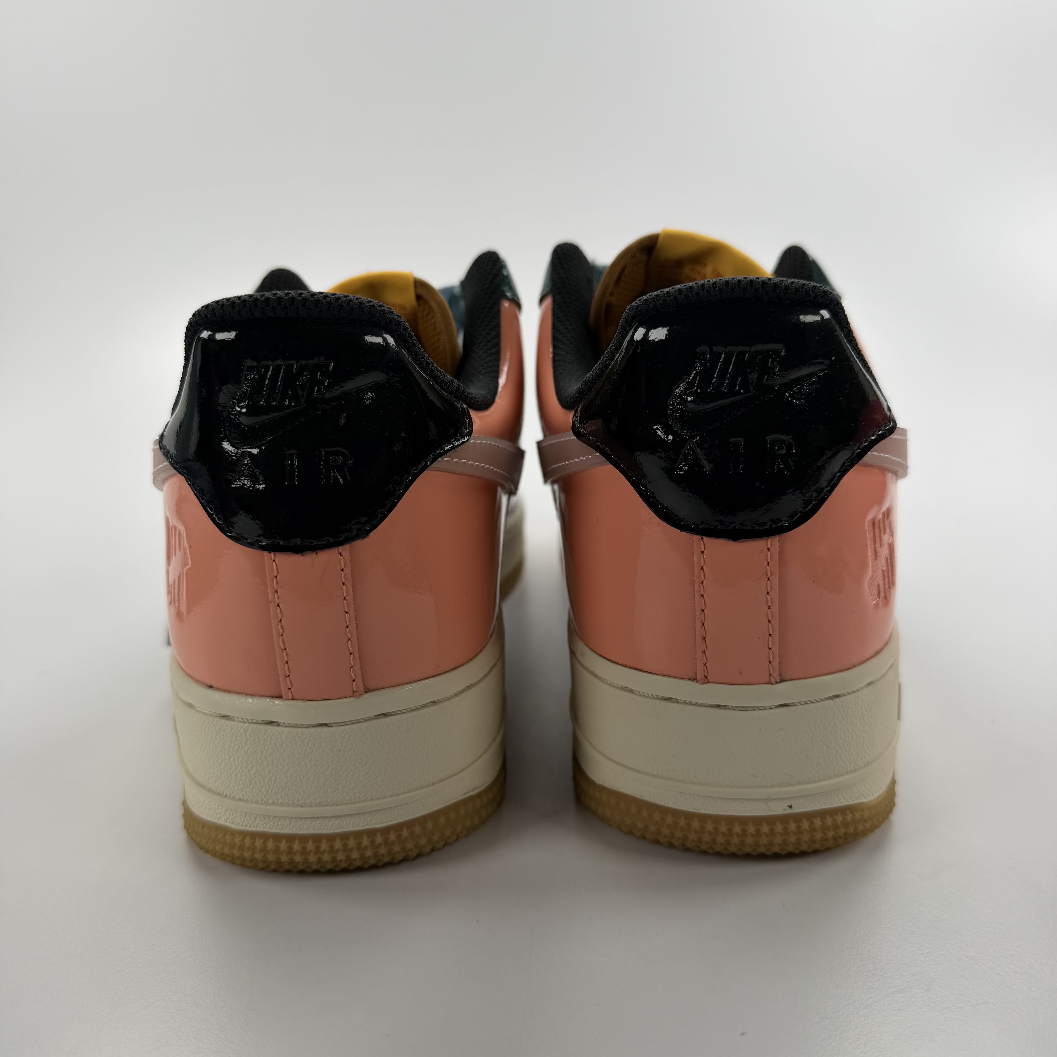 625228 Nike Air Force 1 Low SP Undefeated Multi-Patent Wild Berry