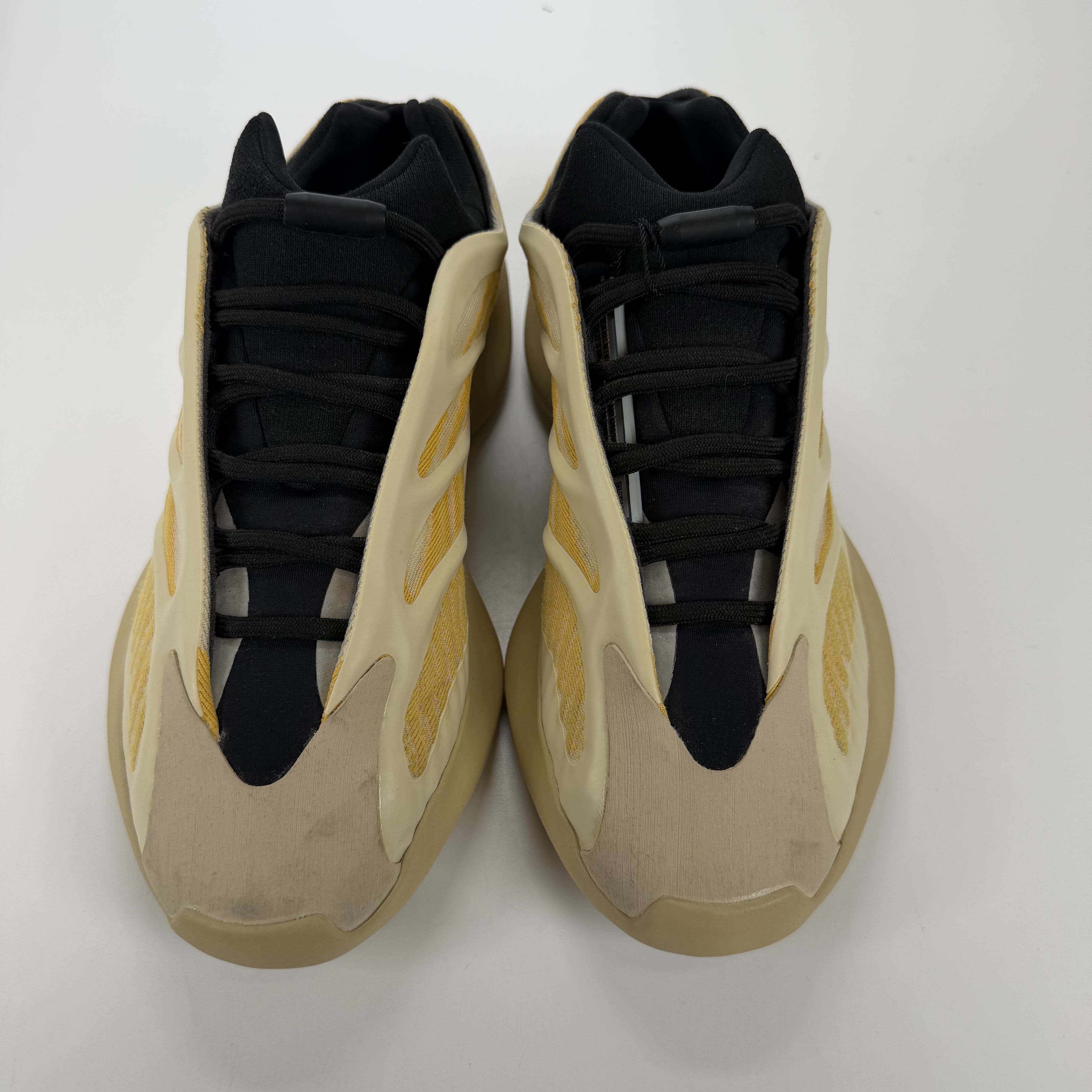 SP4733 adidas Yeezy 700 V3 Safflower