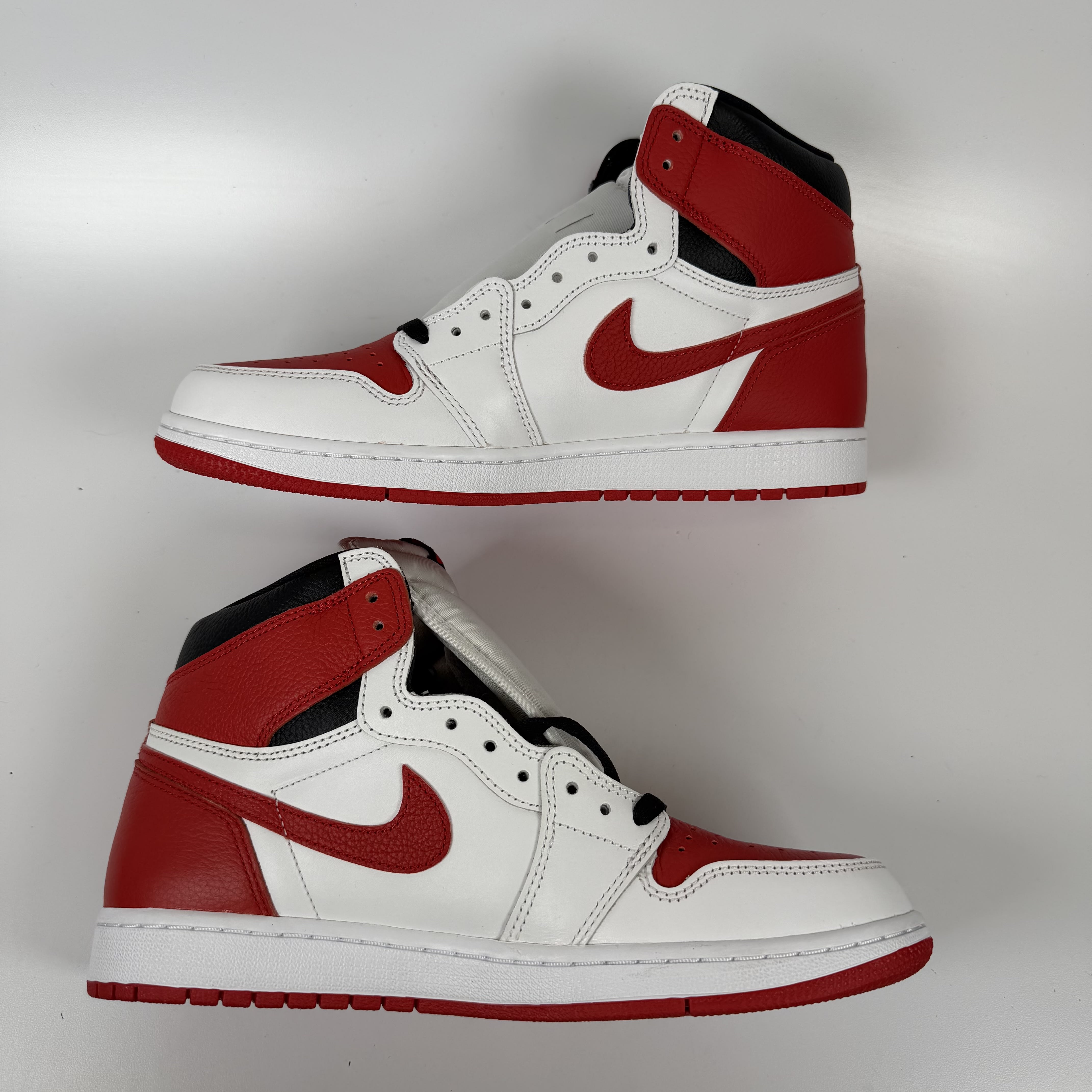 279588 Jordan 1 Retro High OG Heritage