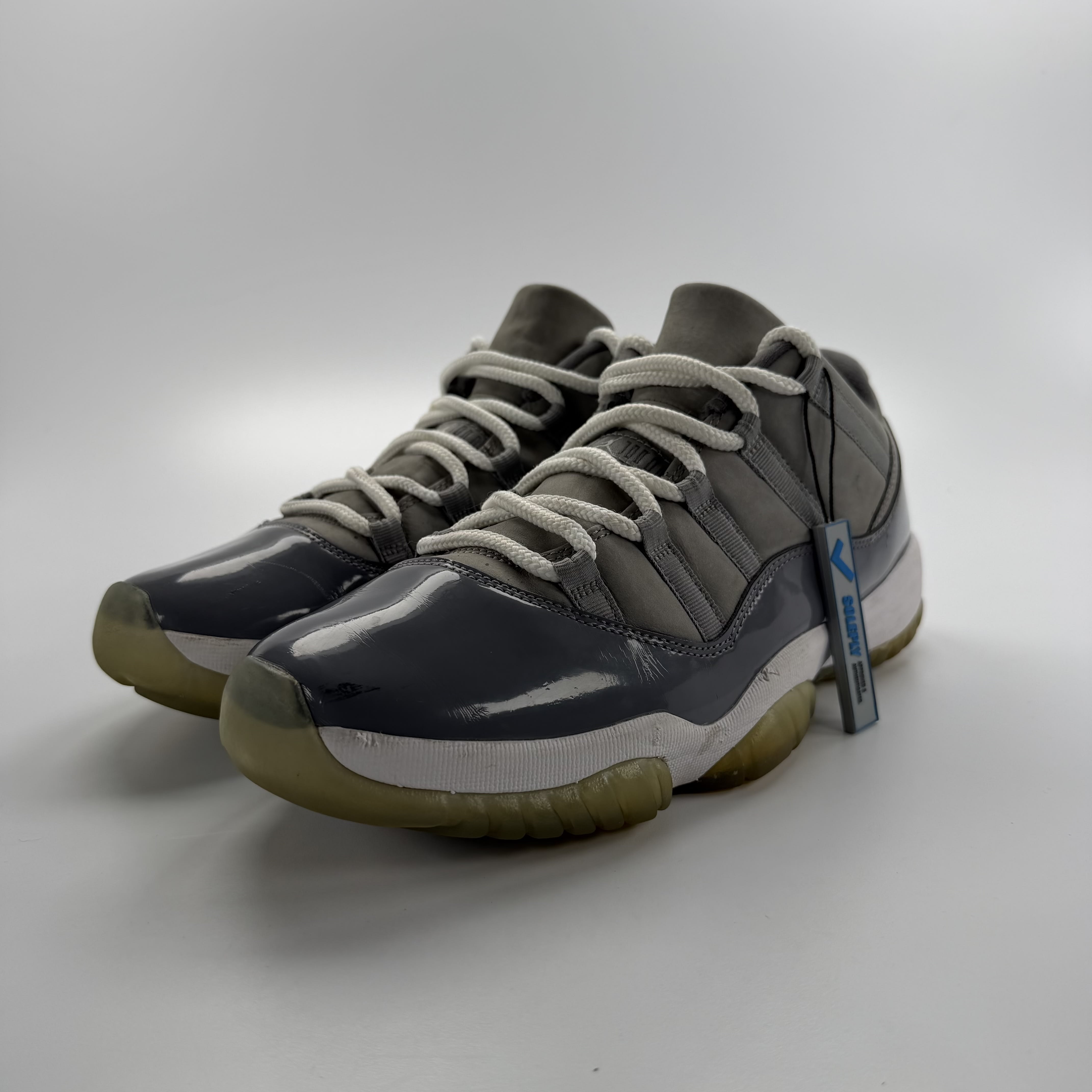 767352 Jordan 11 Retro Low Cool Grey