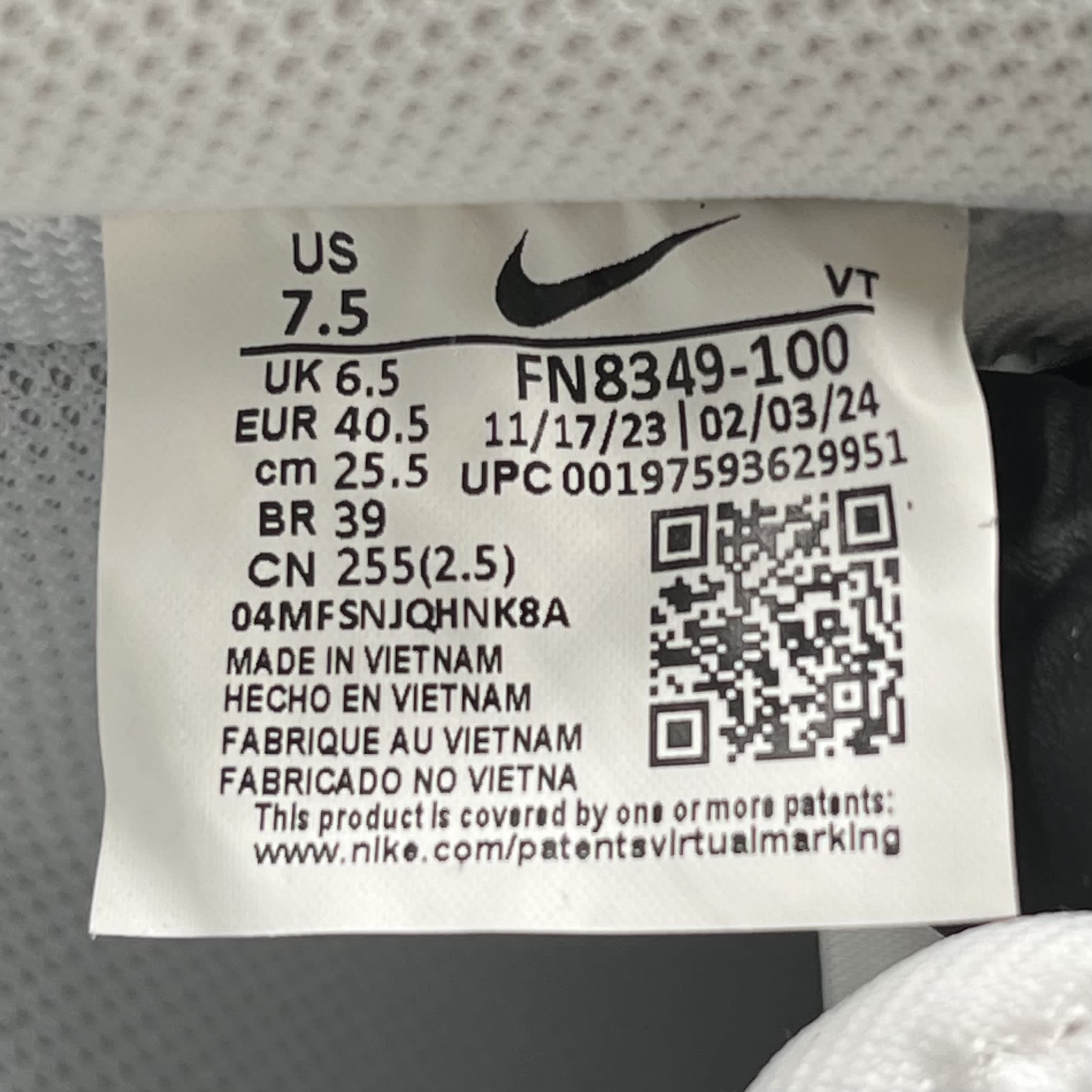 424612 Nike Air Force 1 Low Resort and Sport