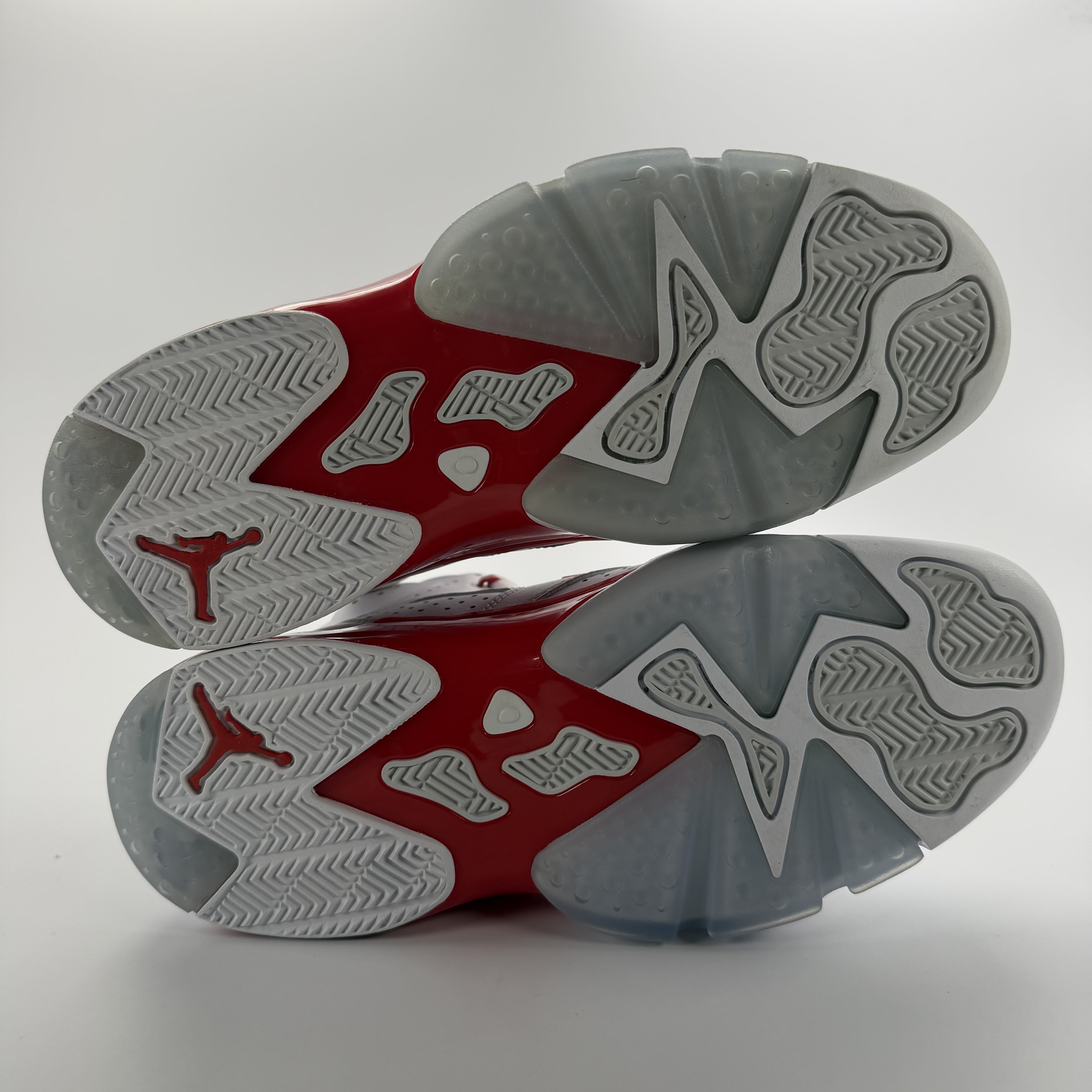 387827 Jordan 6-17-23 White Red (GS)