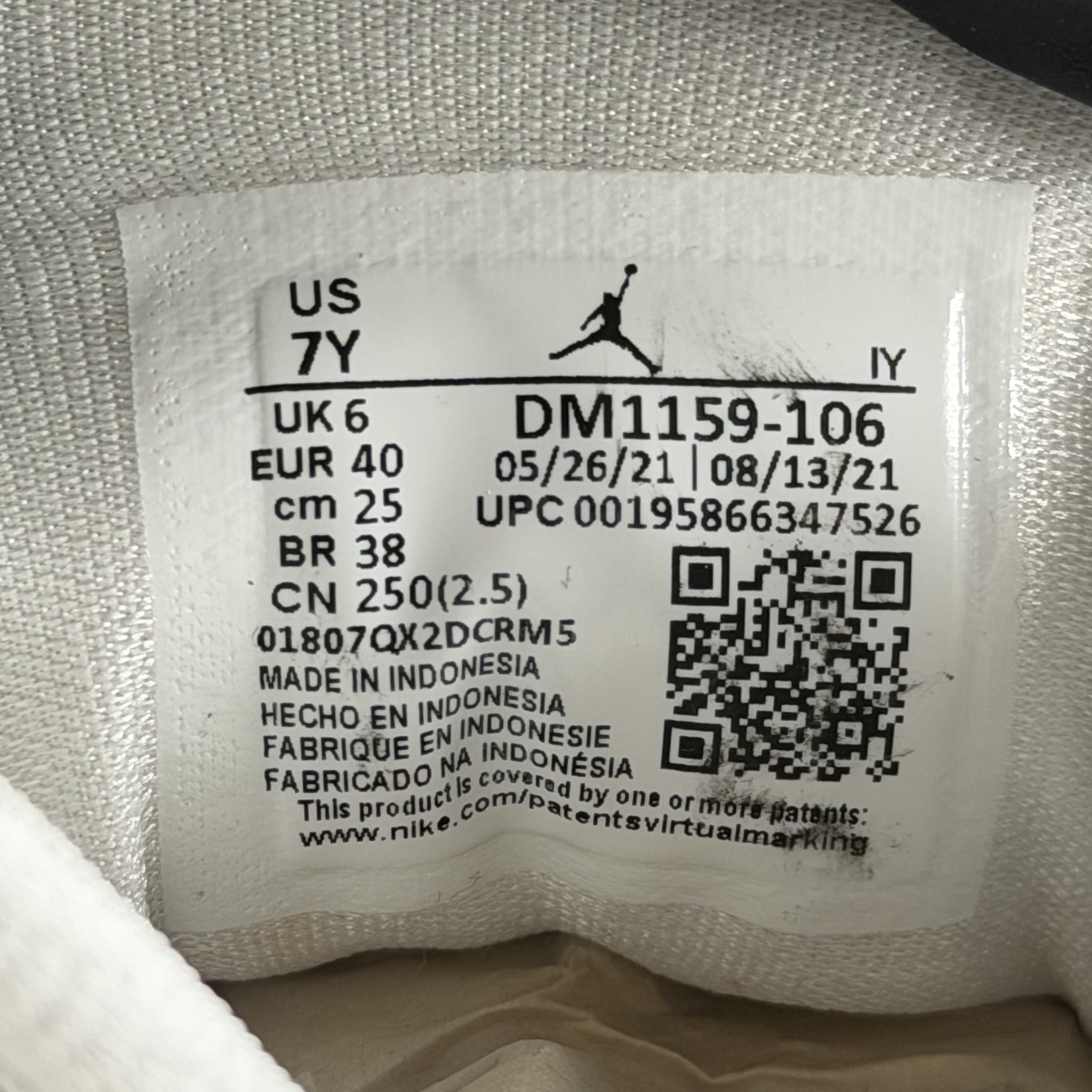 387827 Jordan 6-17-23 White Red (GS)
