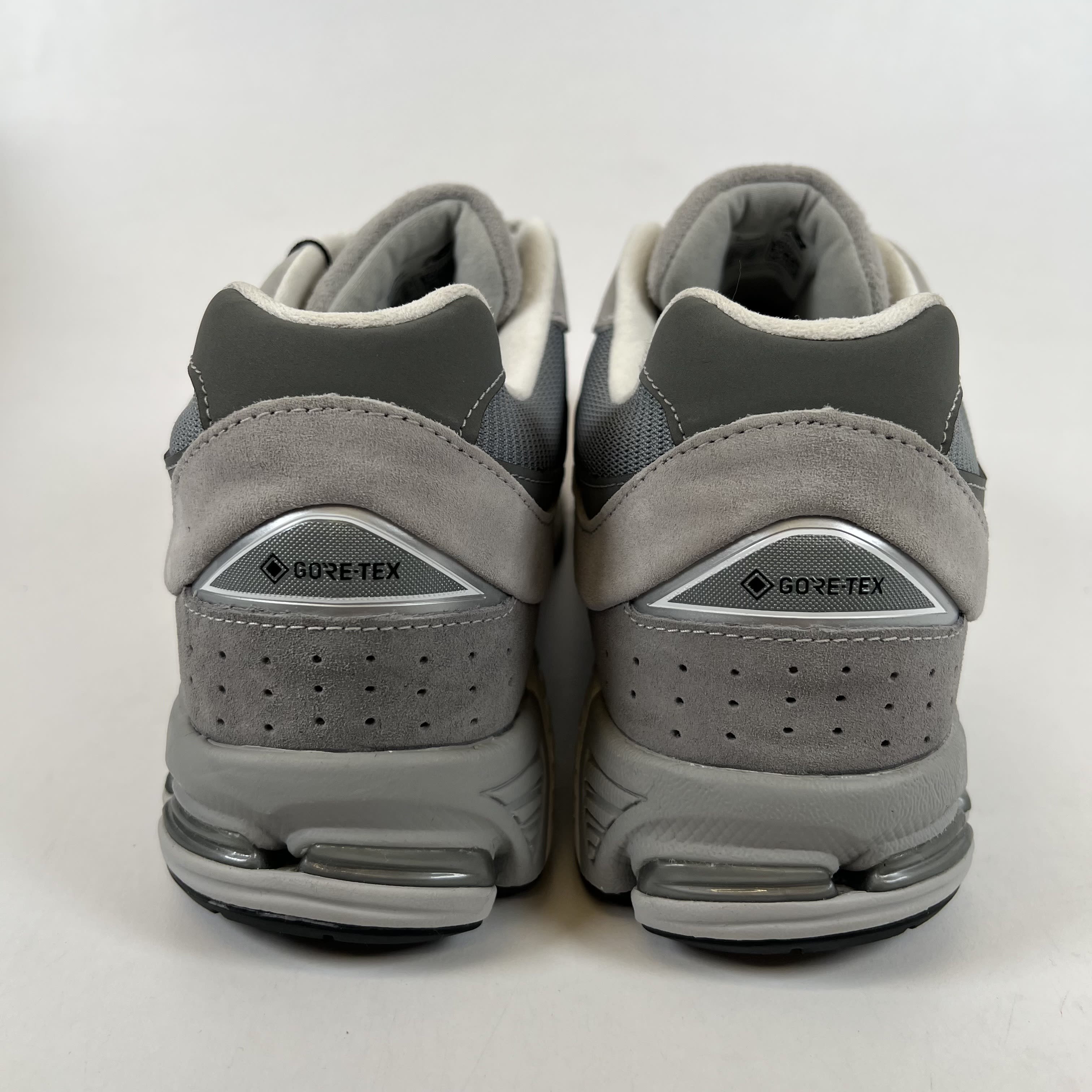 SP13257 New Balance 2002R Gore-Tex Concrete