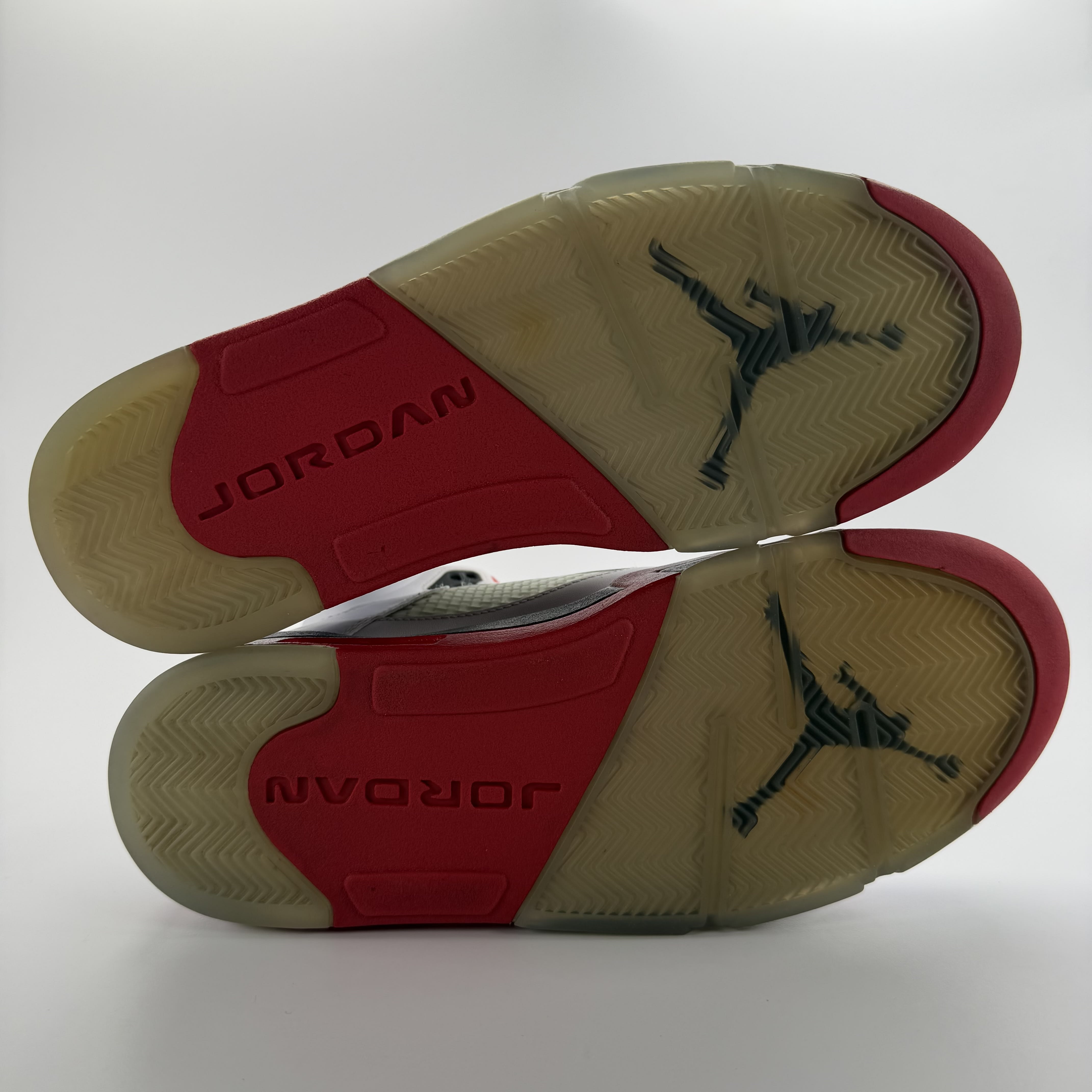 641397 Jordan 5 Retro Fire Red Black Tongue (2013)