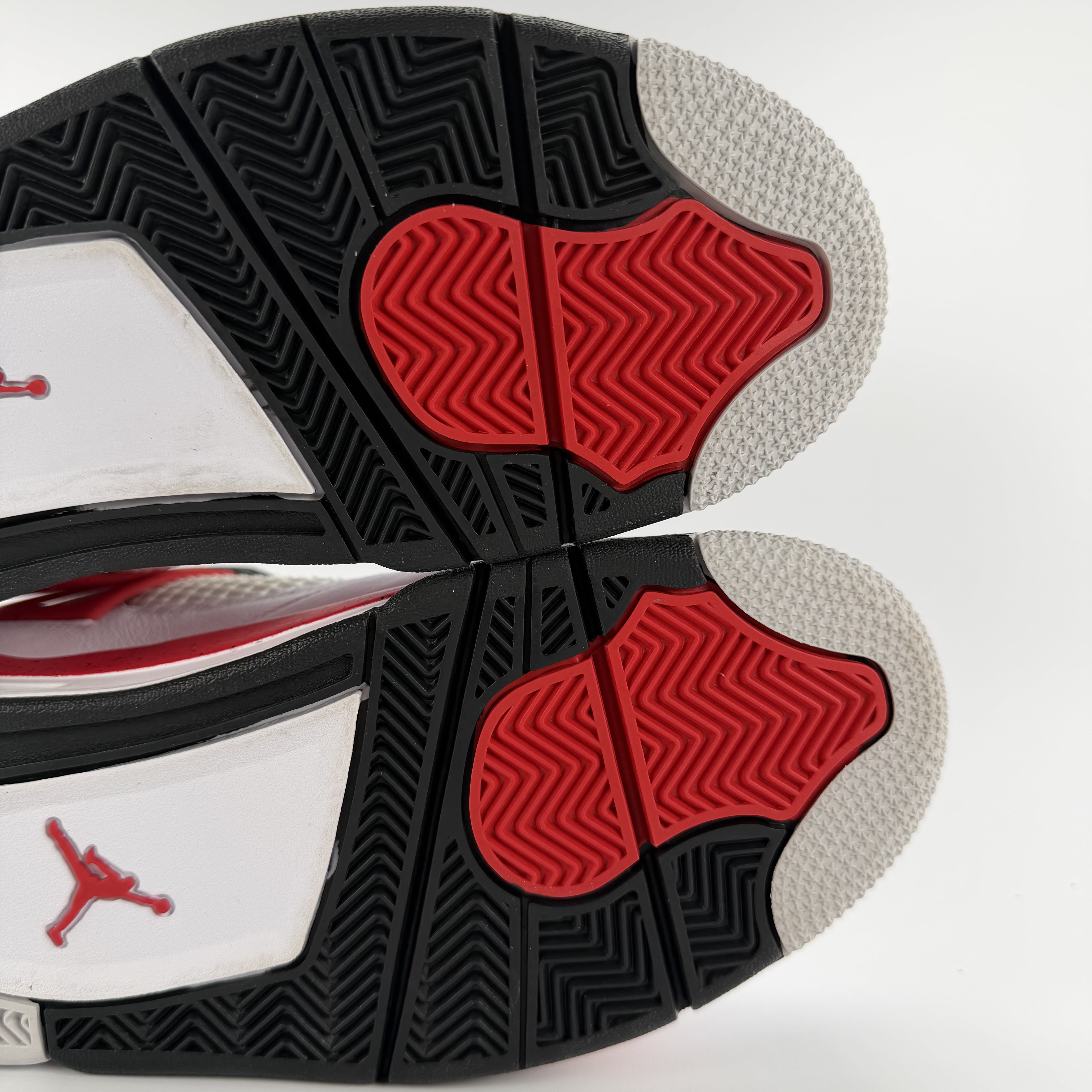 [604148] Jordan 4 Retro Red Cement