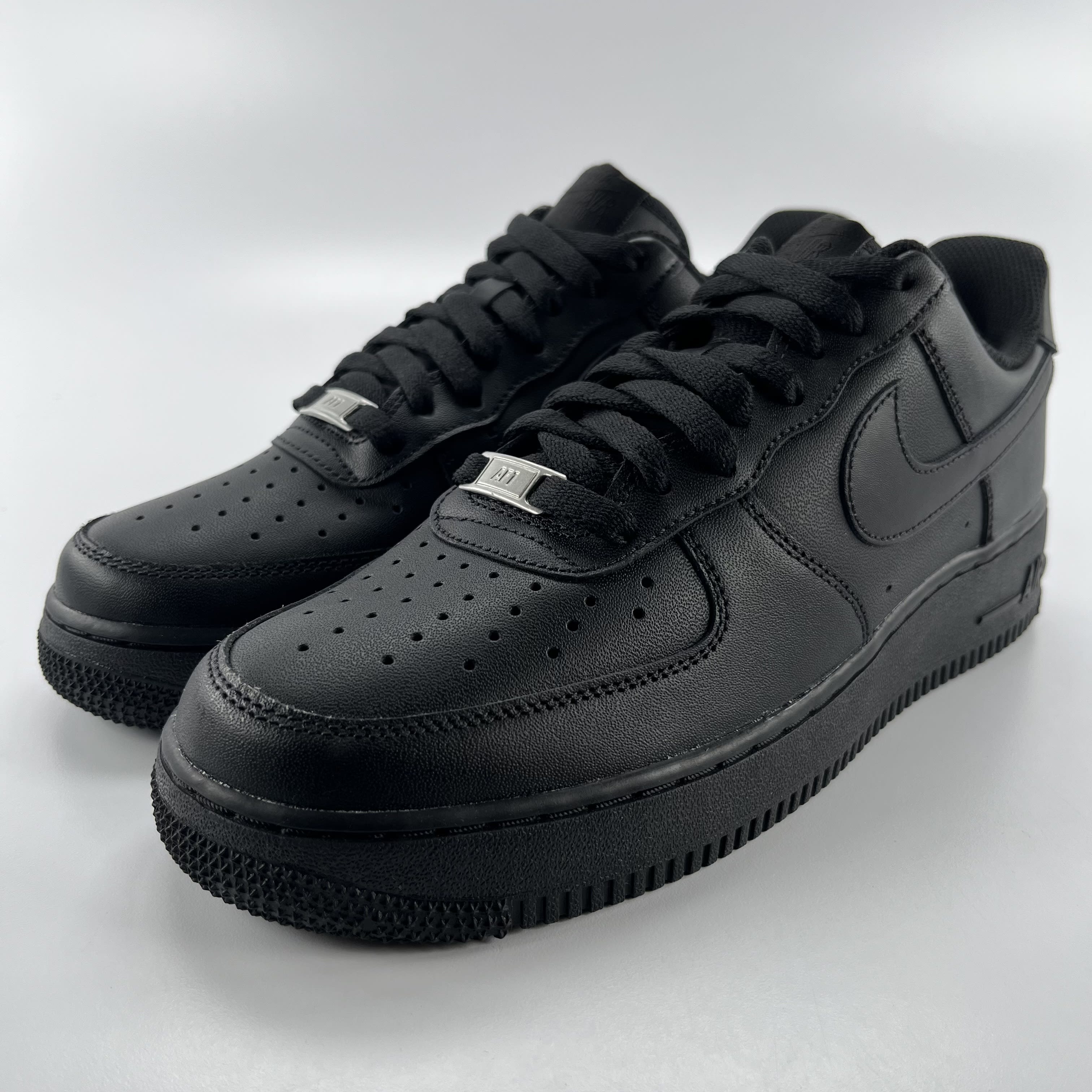 382574 Nike Air Force 1 Low '07 Black (Women's)