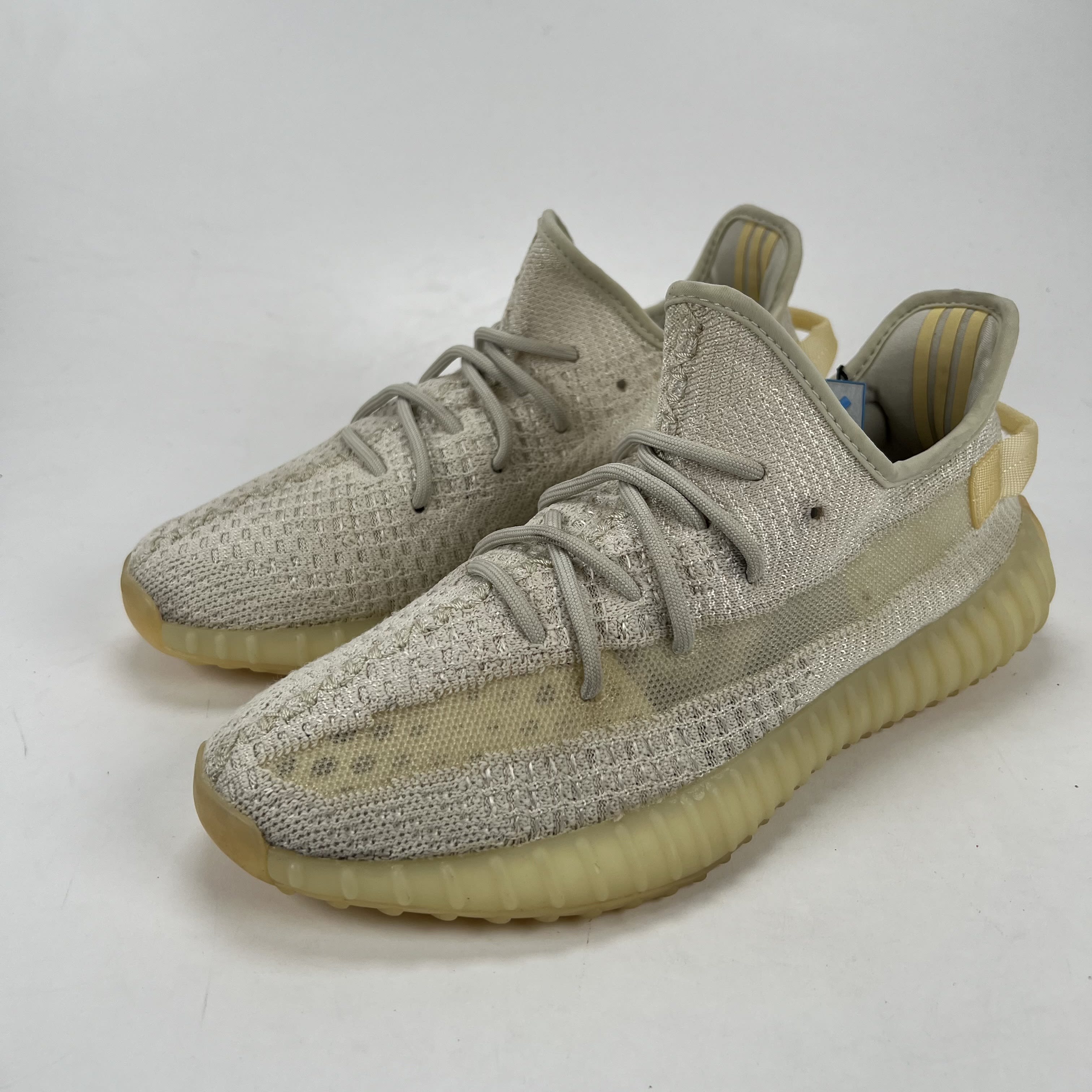 SP3754 adidas Yeezy Boost 350 V2 Light