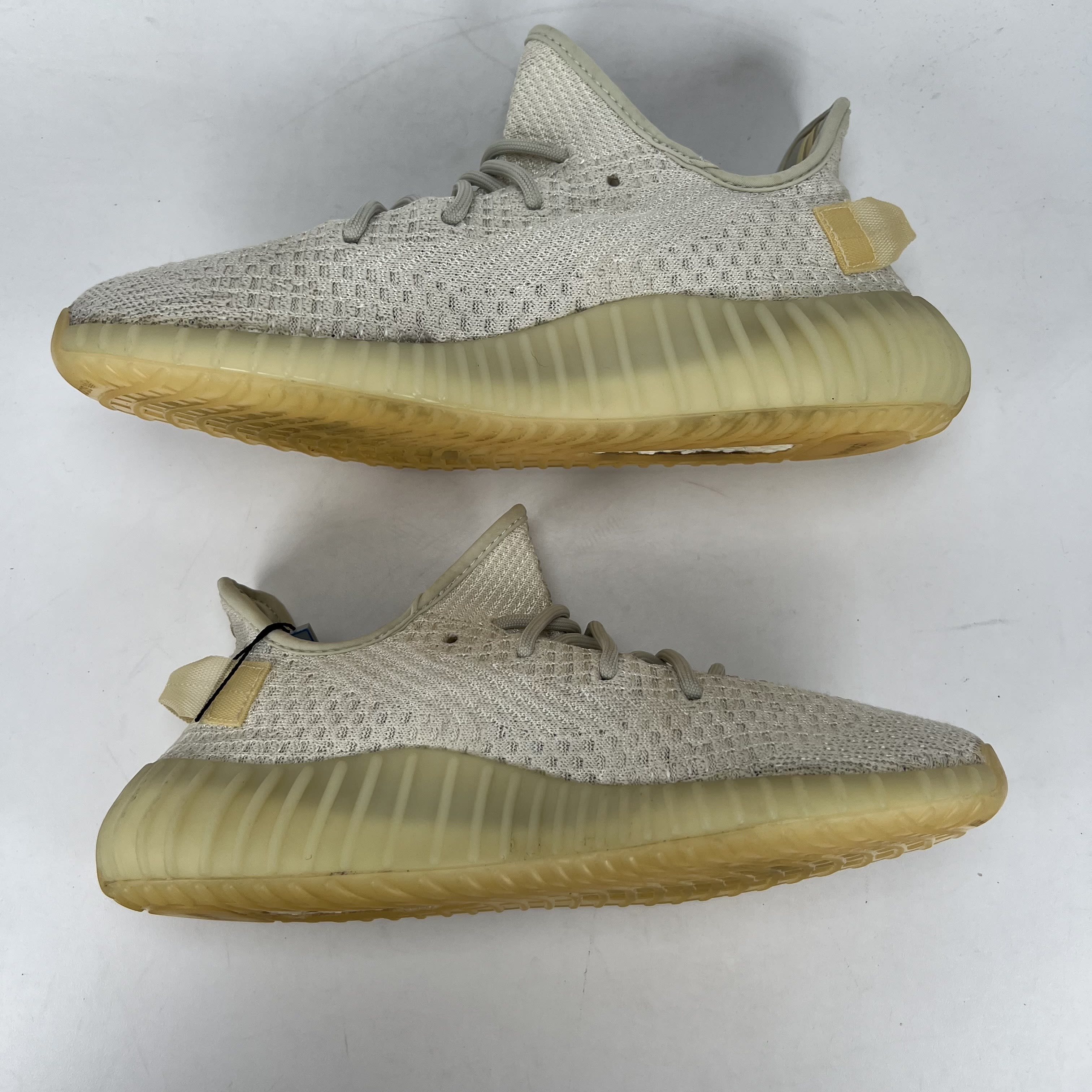 SP3754 adidas Yeezy Boost 350 V2 Light
