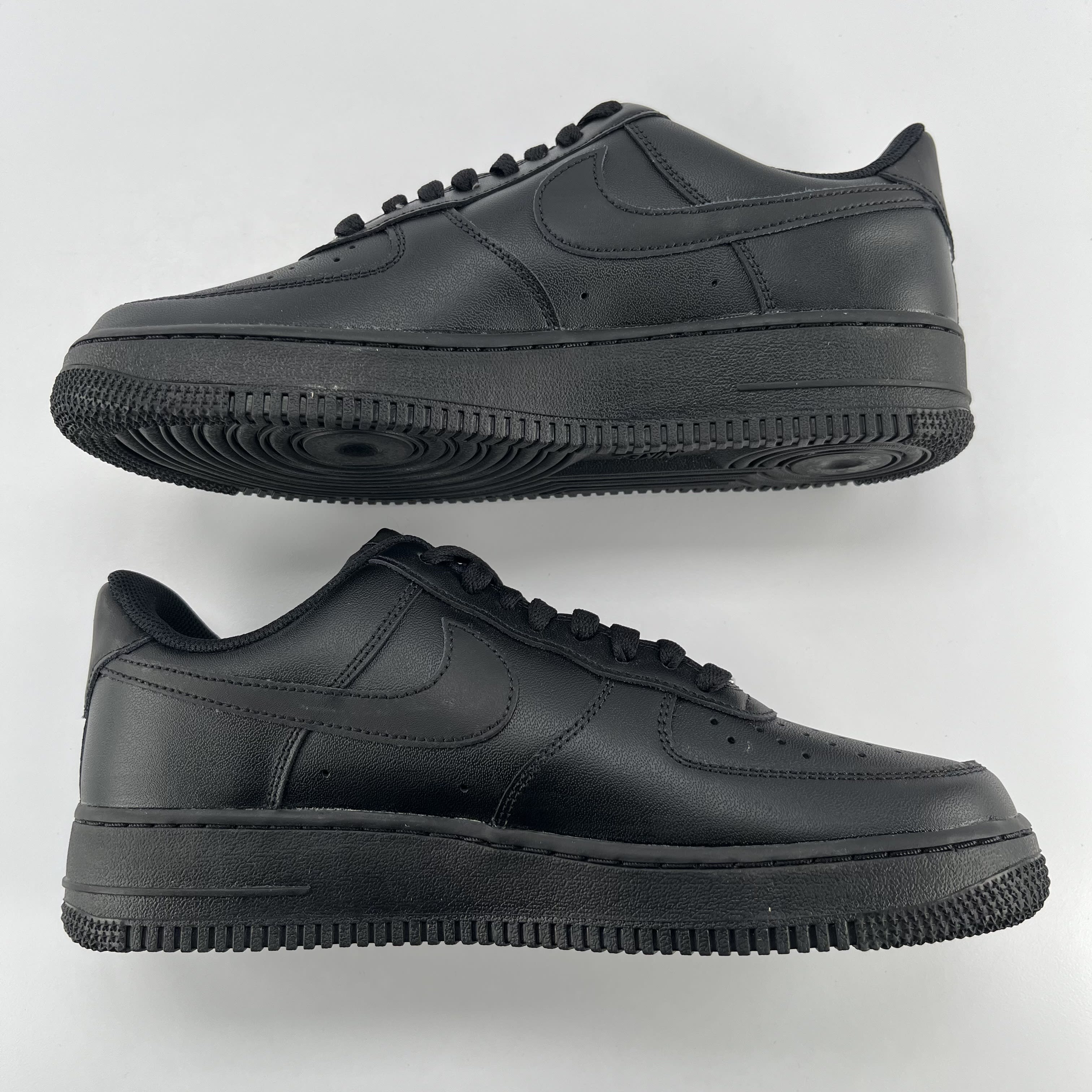 392794 Nike Air Force 1 Low '07 Black (Women's)