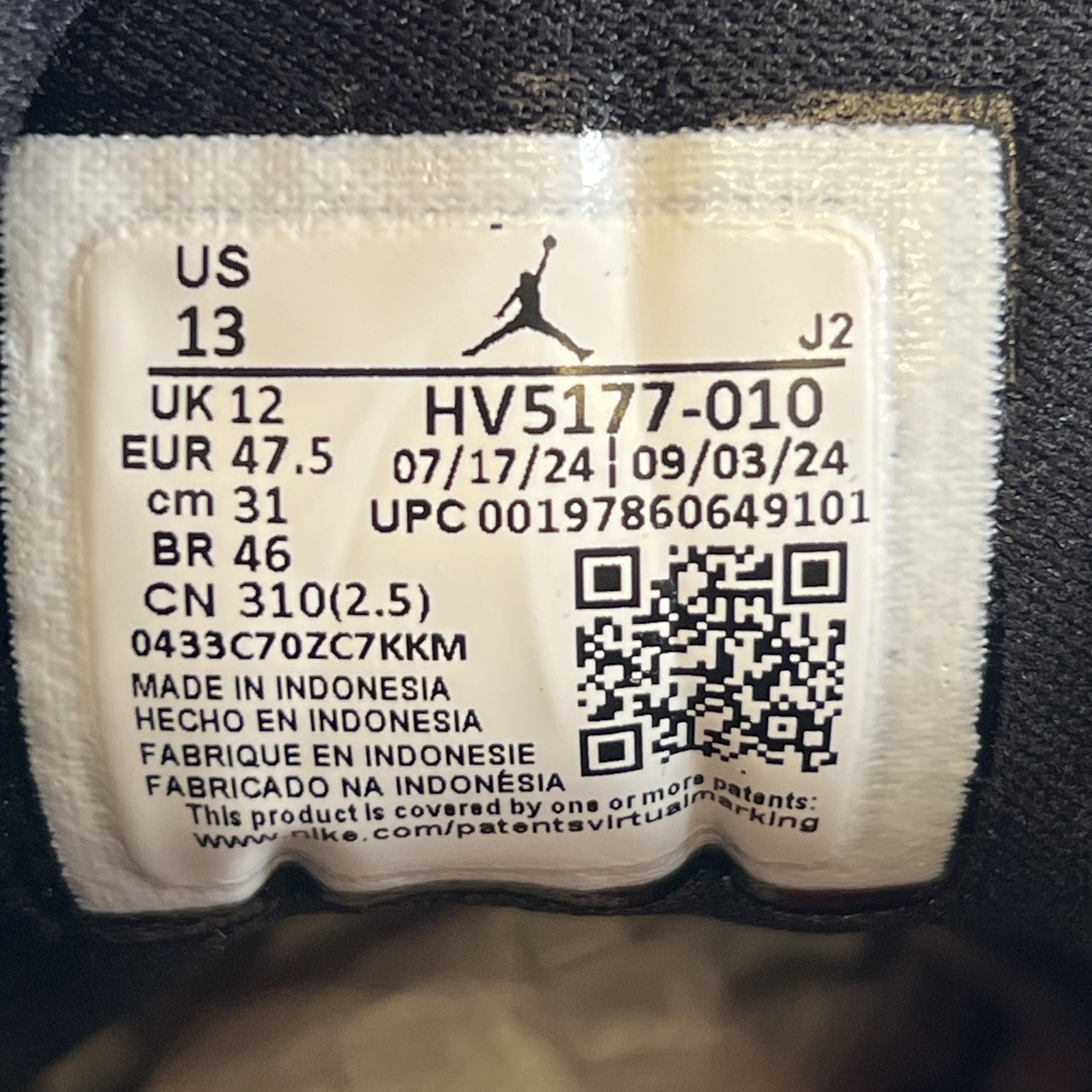SP13063 Jordan 1 Mid SE Black Metallic Reimagined