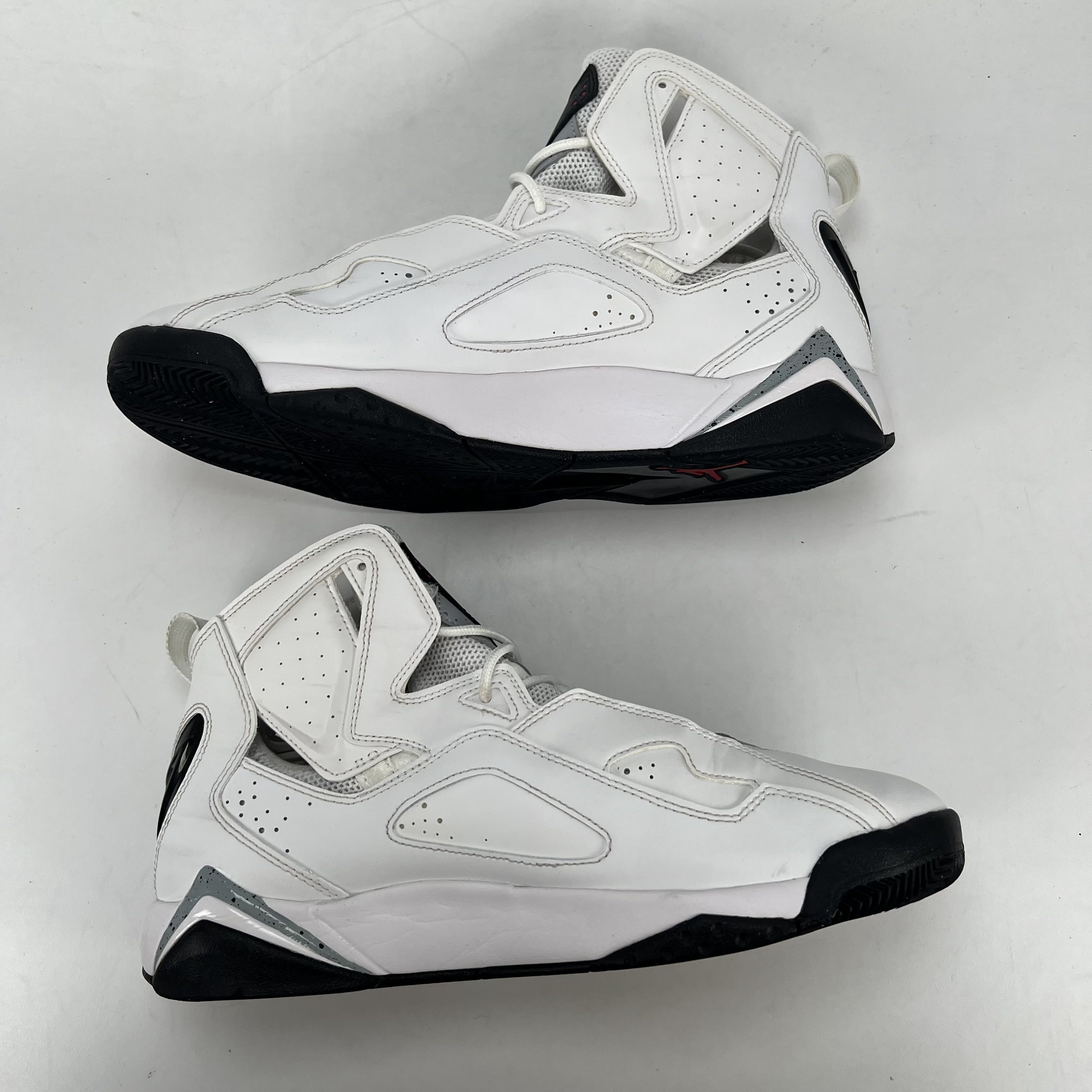 SP4098 Jordan True Flight White Cement