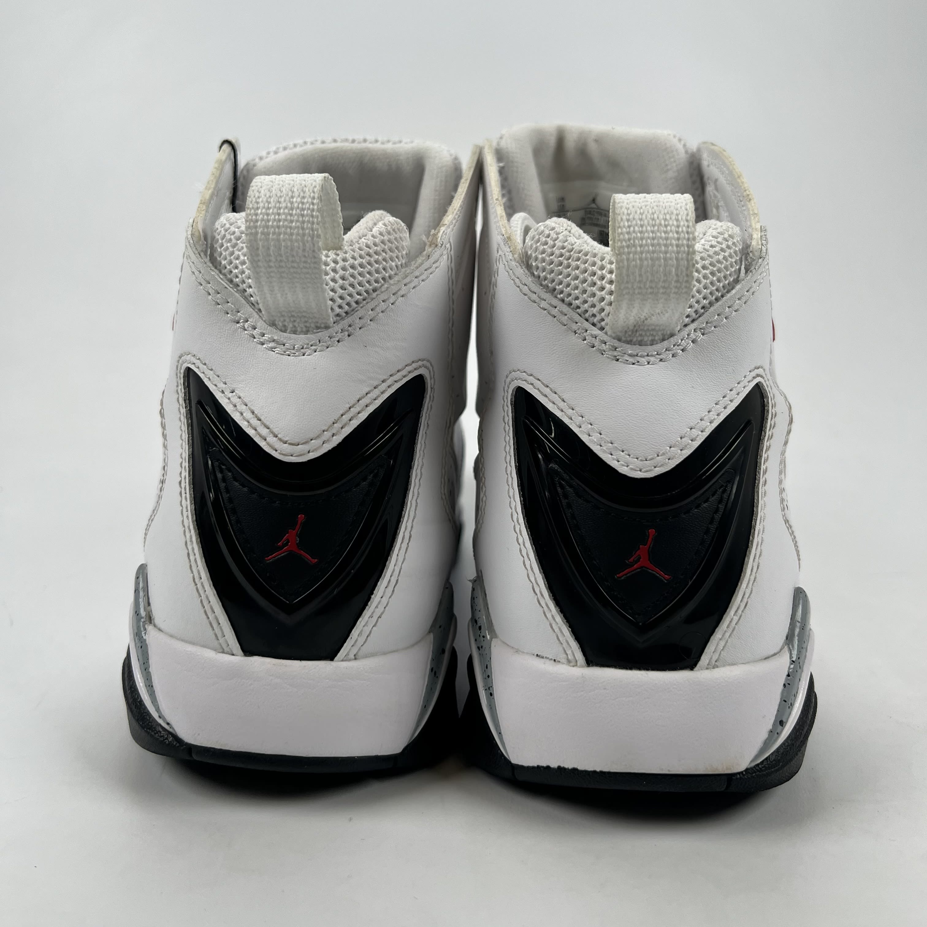 SP4098 Jordan True Flight White Cement