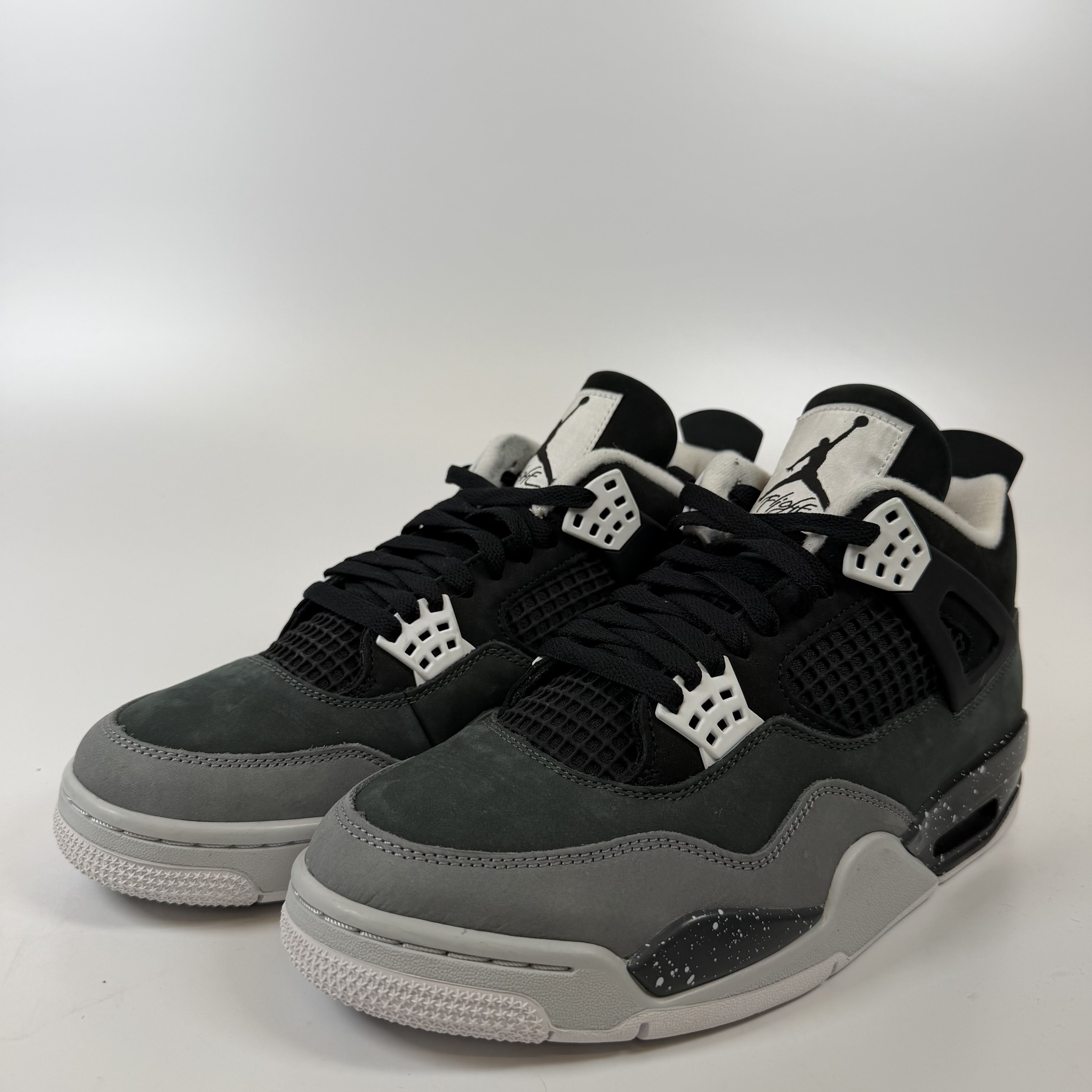 SP11119 Jordan 4 Retro Fear (2024)