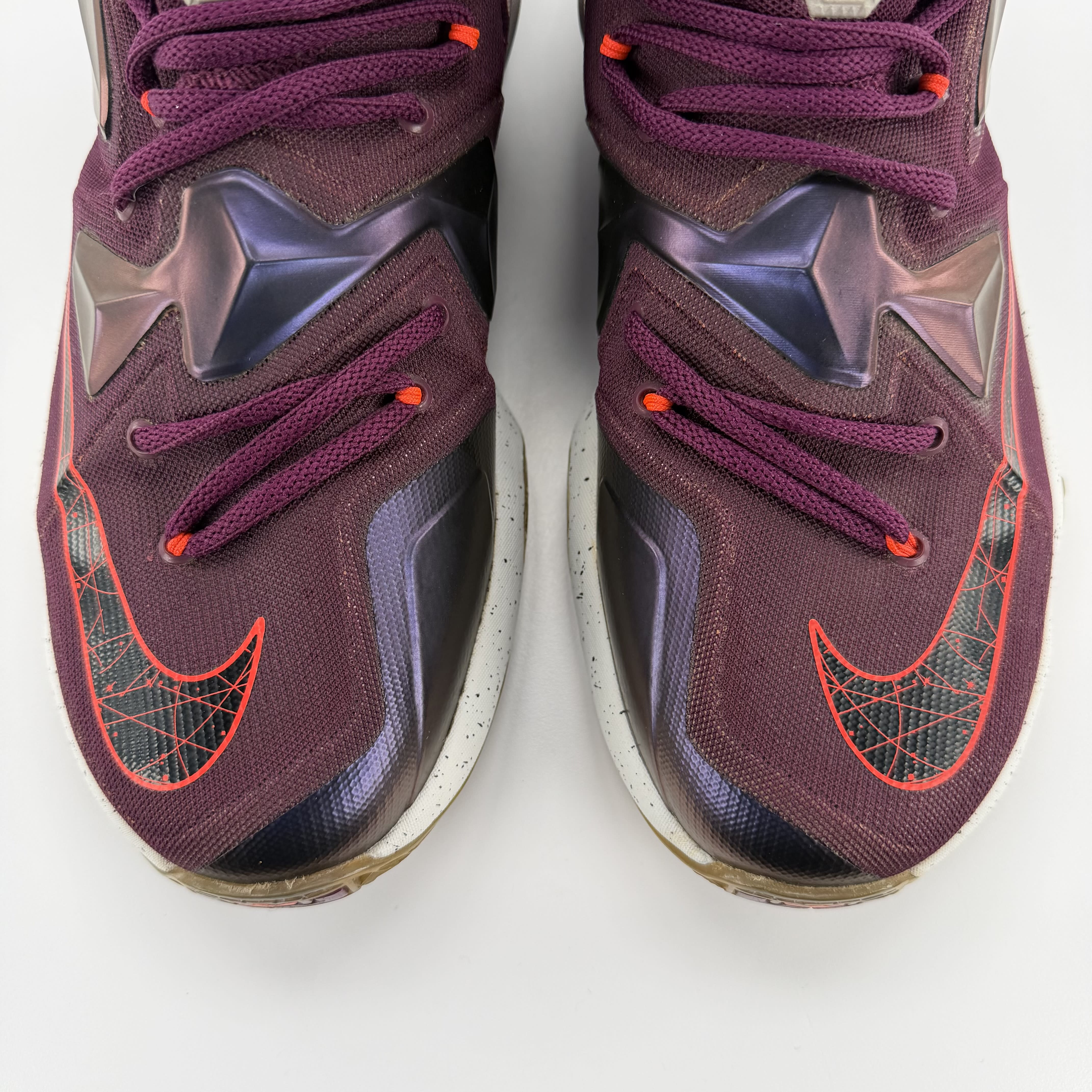 823512 Nike LeBron 13 Written In the Stars