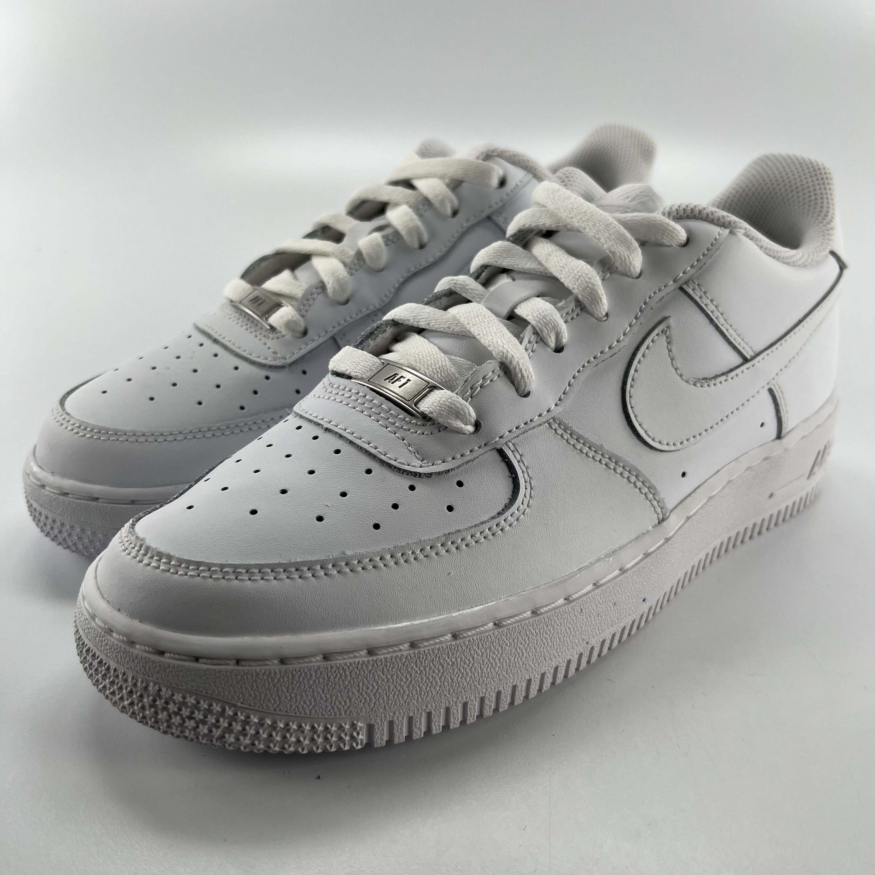 [323436] Nike Air Force 1 Low LE Triple White (GS)