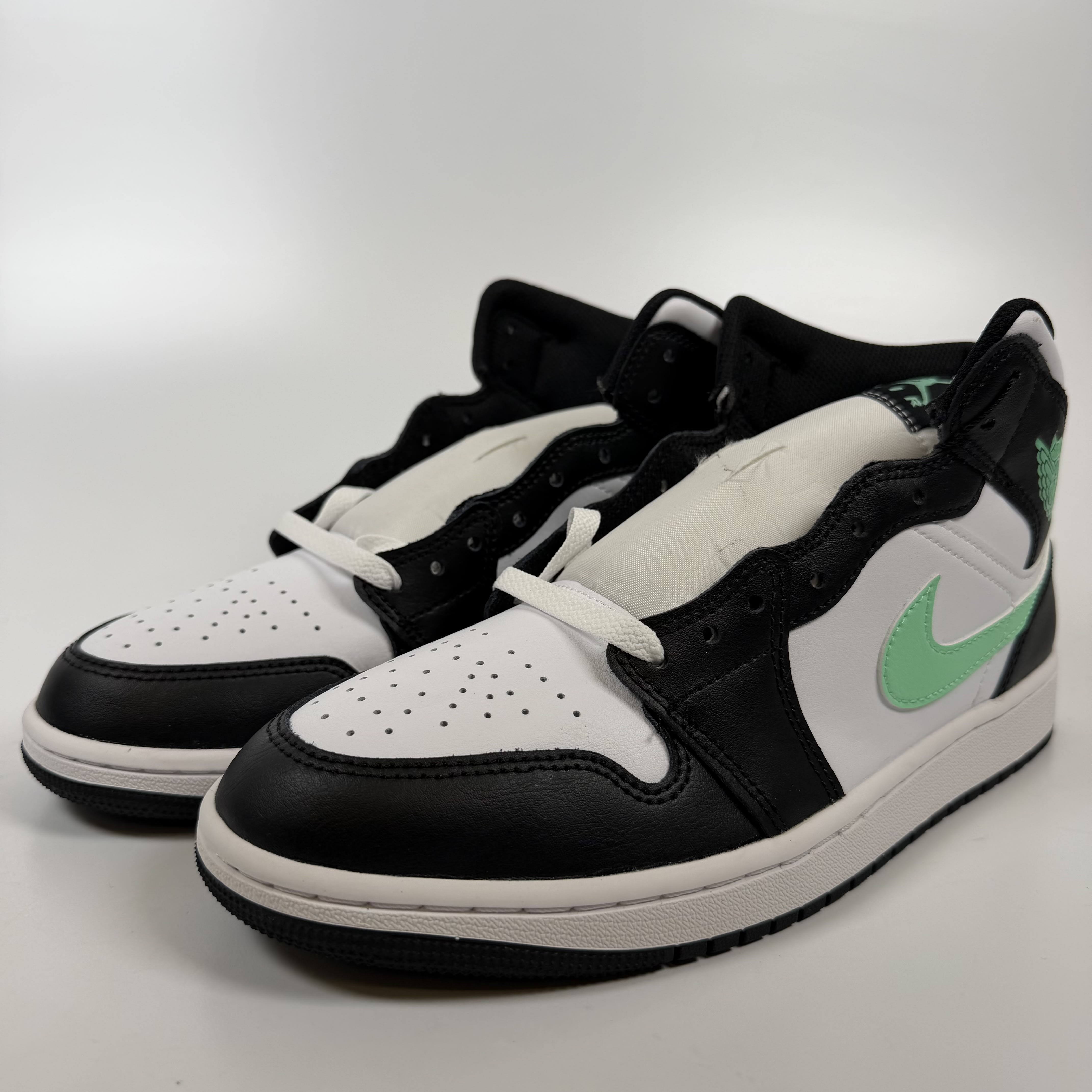 SP7458 Jordan 1 Mid Green Glow
