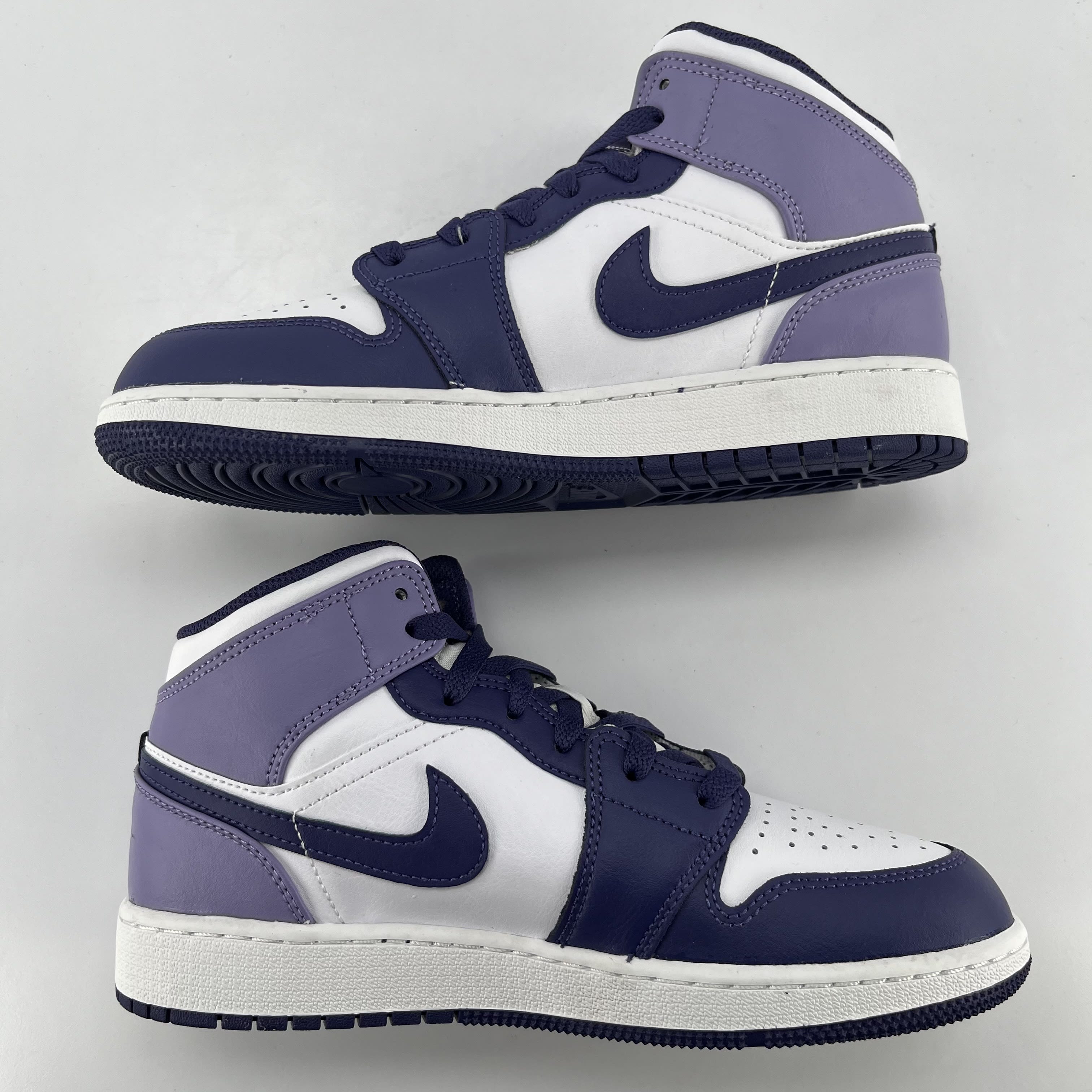 274528 Jordan 1 Mid White Sky J Purple (GS)
