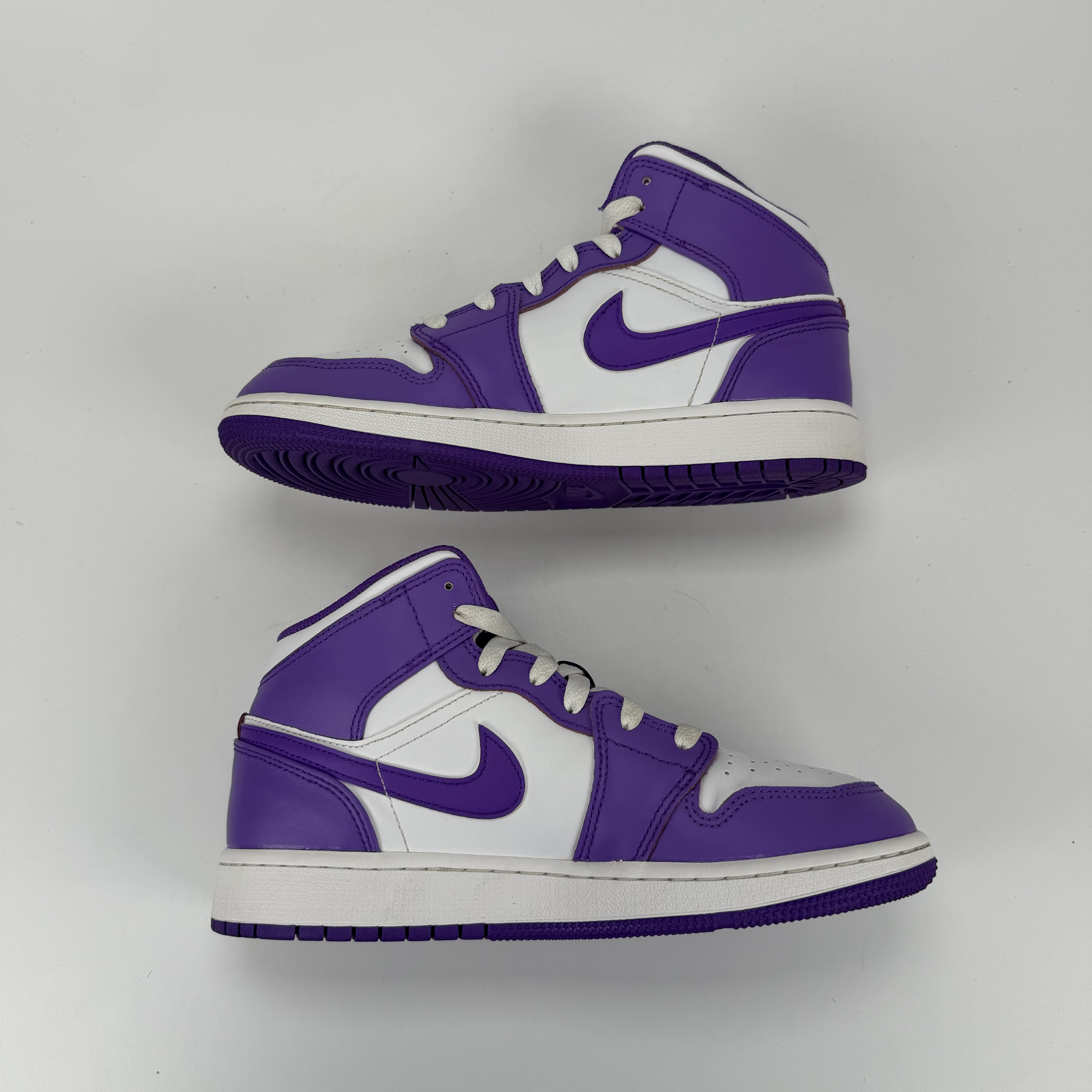 SP4349 Jordan 1 Mid Purple Venom (GS)