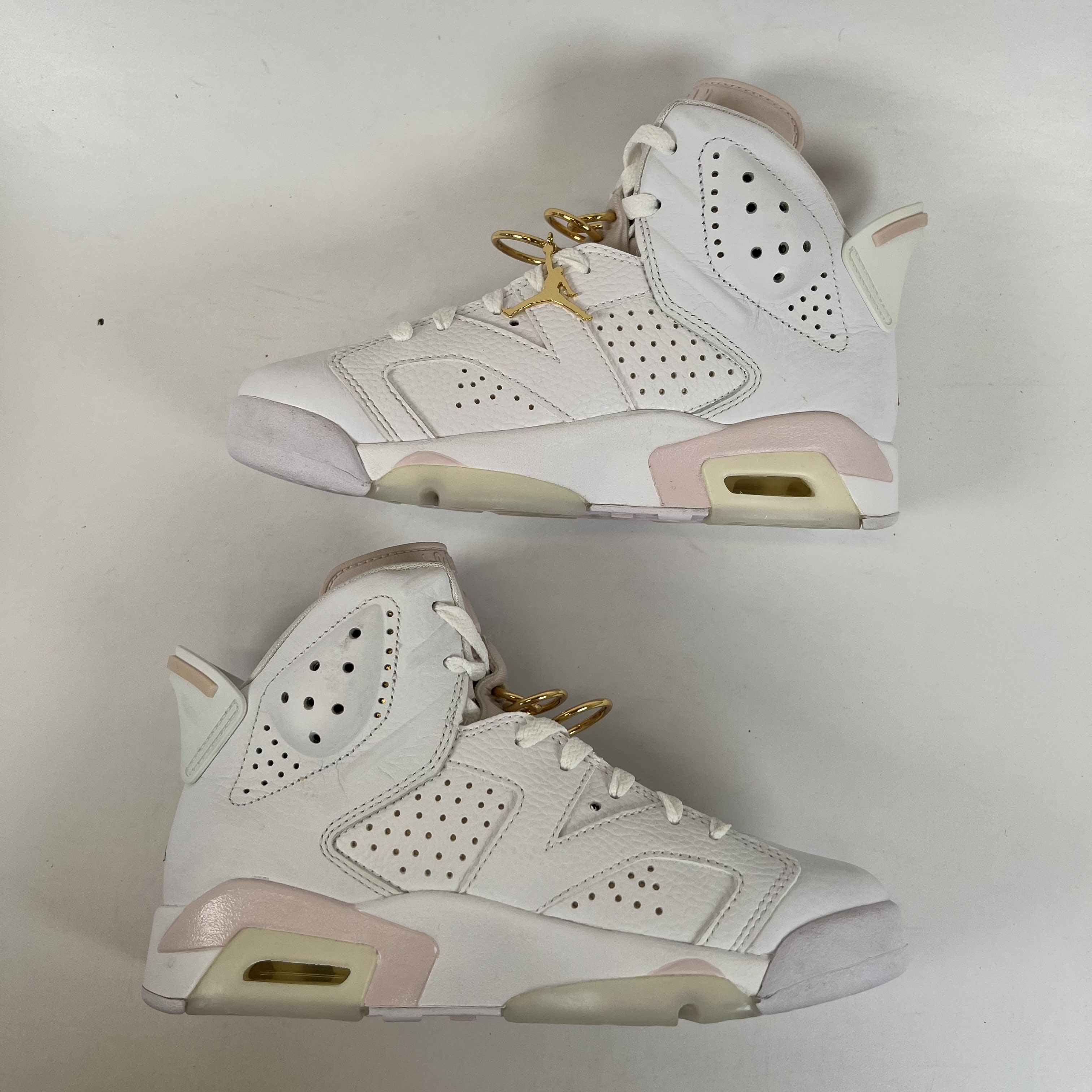 647924 Jordan 6 Retro Gold Hoops (Women's)