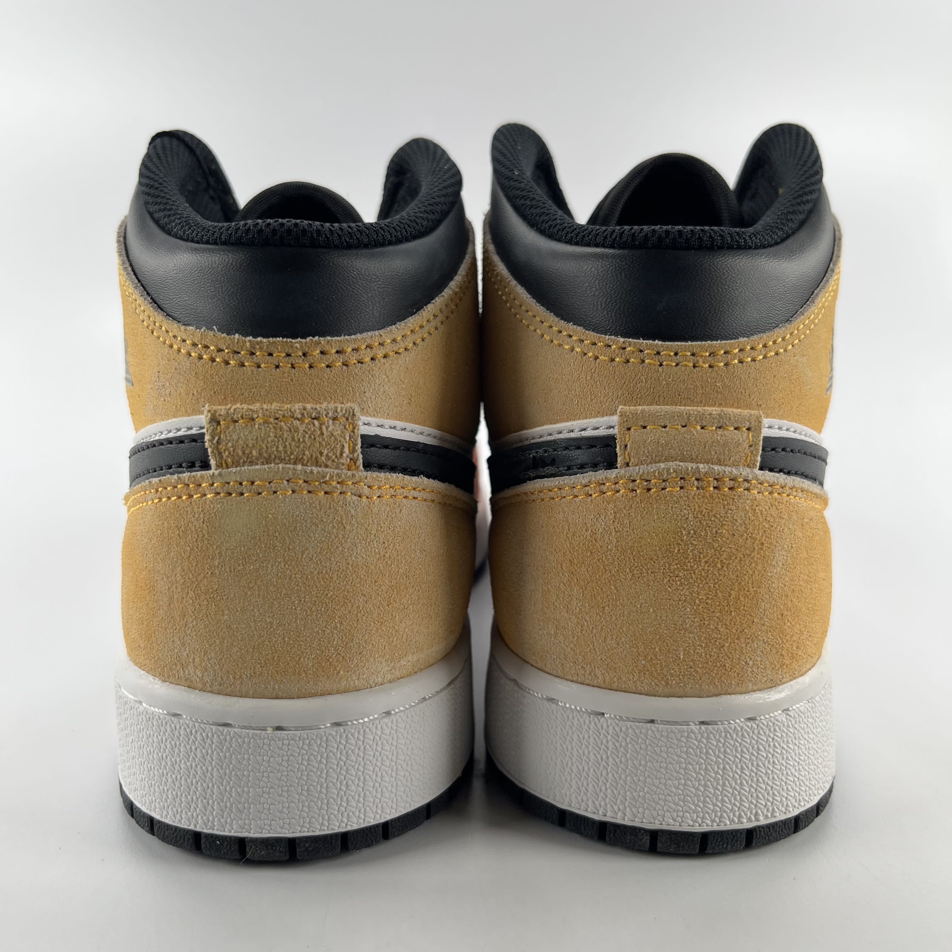 332437 Jordan 1 Mid SE Flight Club (GS)
