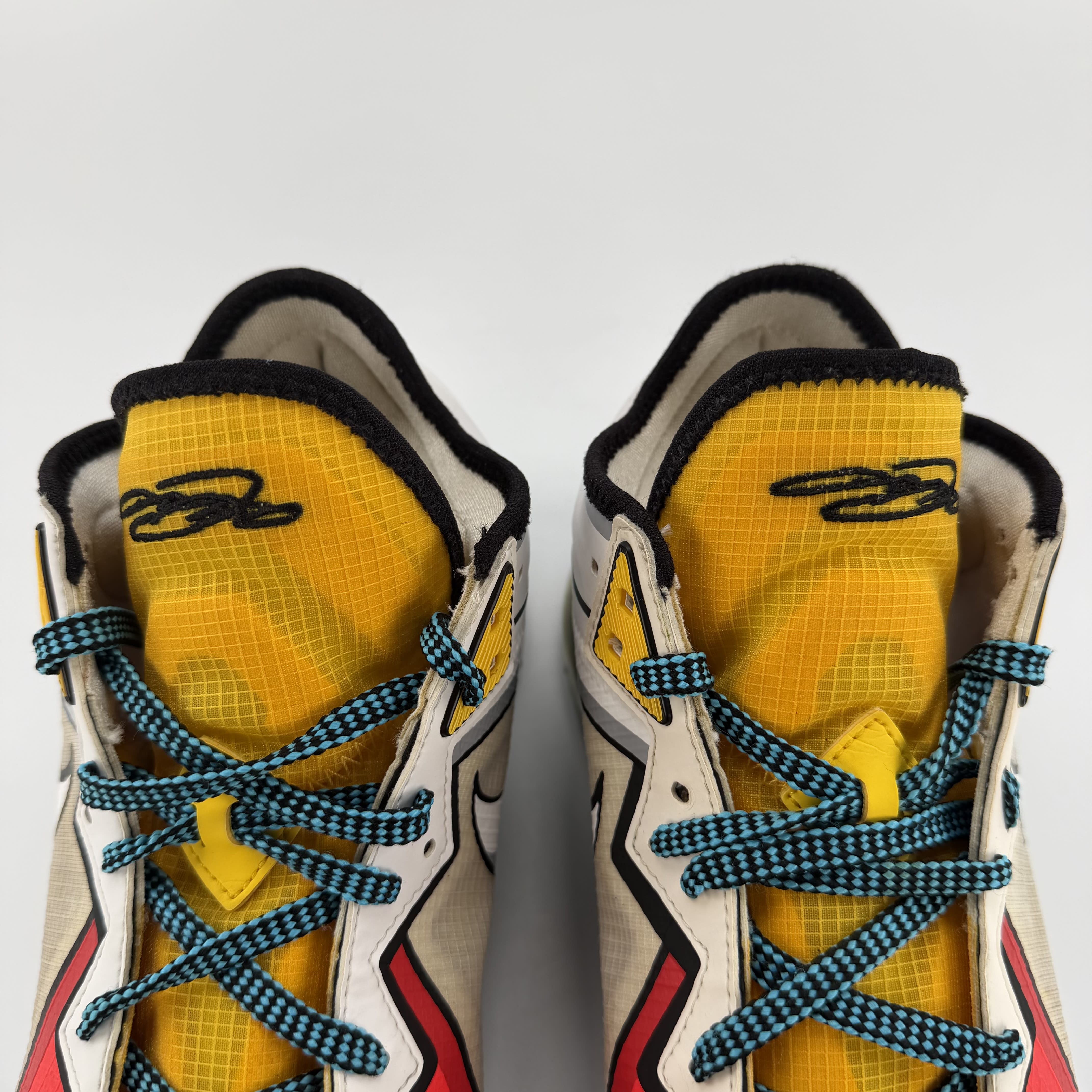 823502 Nike LeBron 18 Low Stewie Griffin