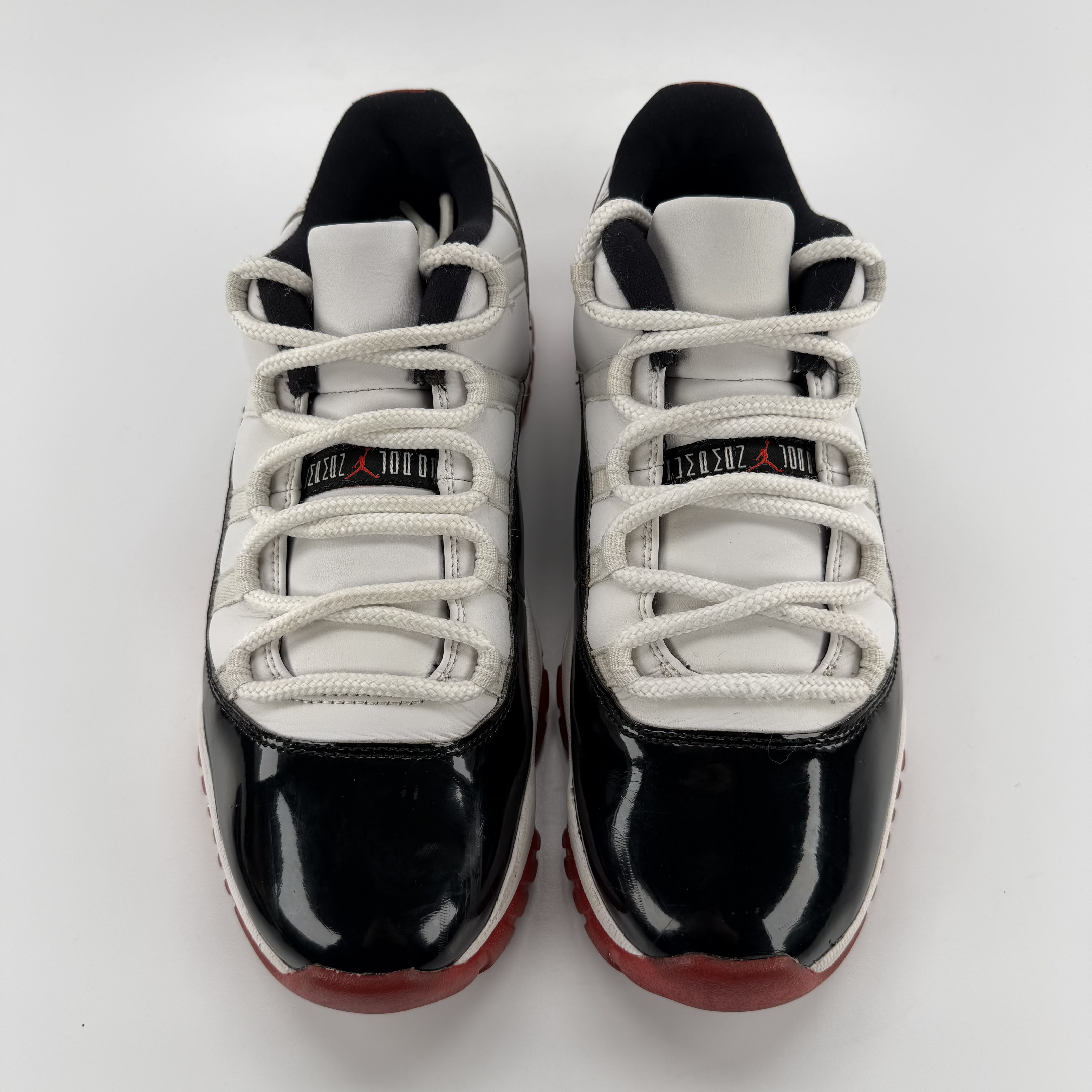 819637 Air Jordan 11 Retro Low 'Concord-Bred'