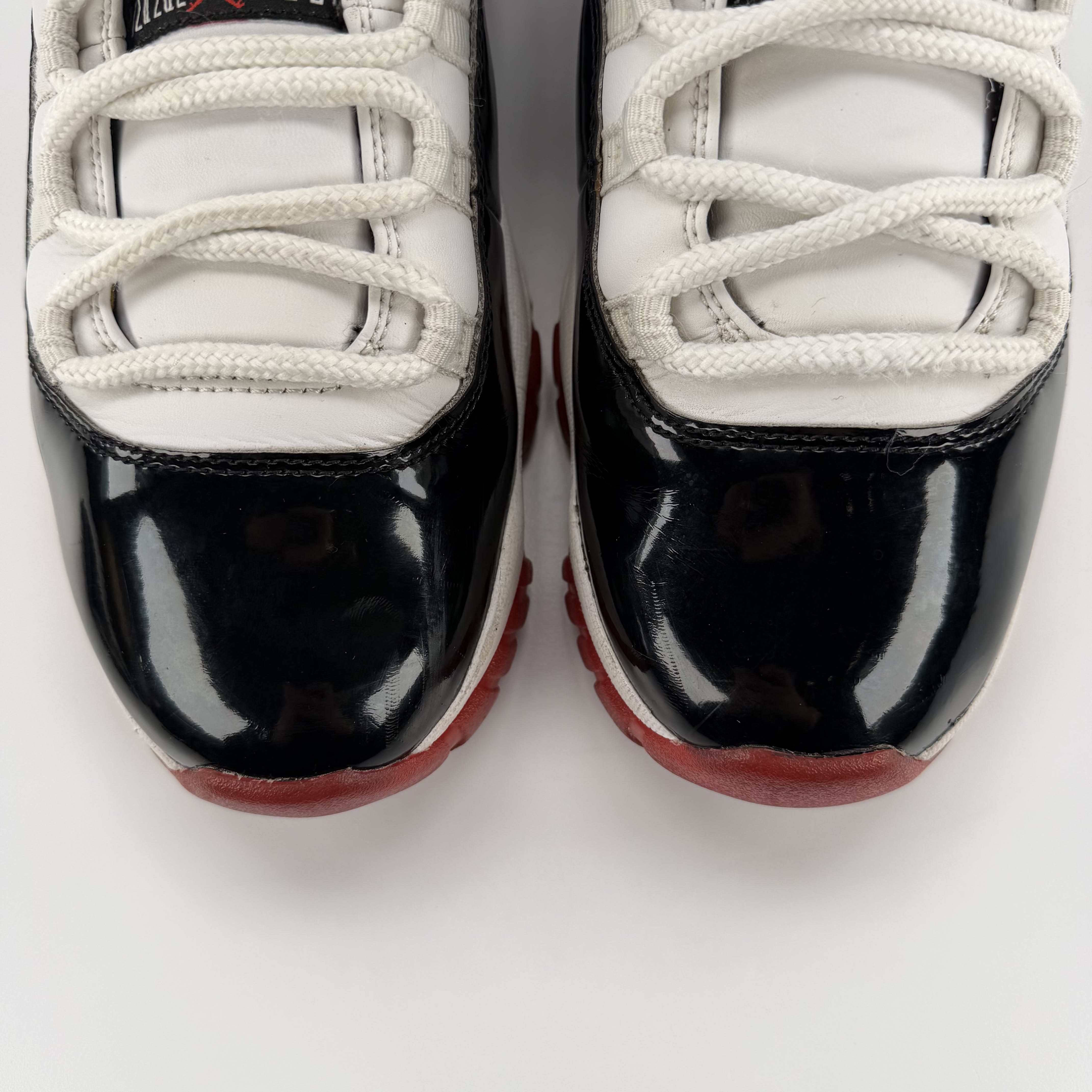819637 Air Jordan 11 Retro Low 'Concord-Bred'