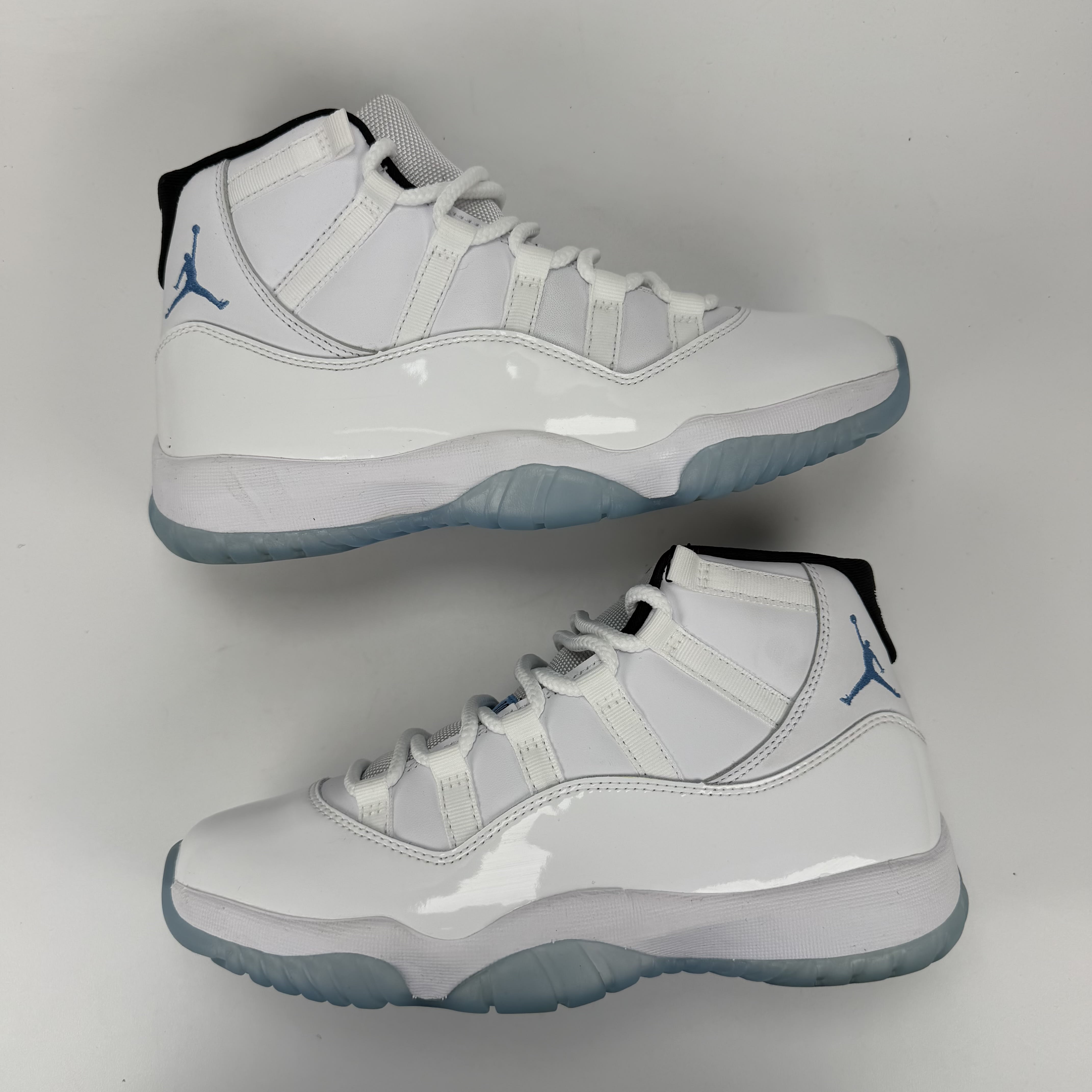 SP4473 Jordan 11 Retro Legend Blue (2024)