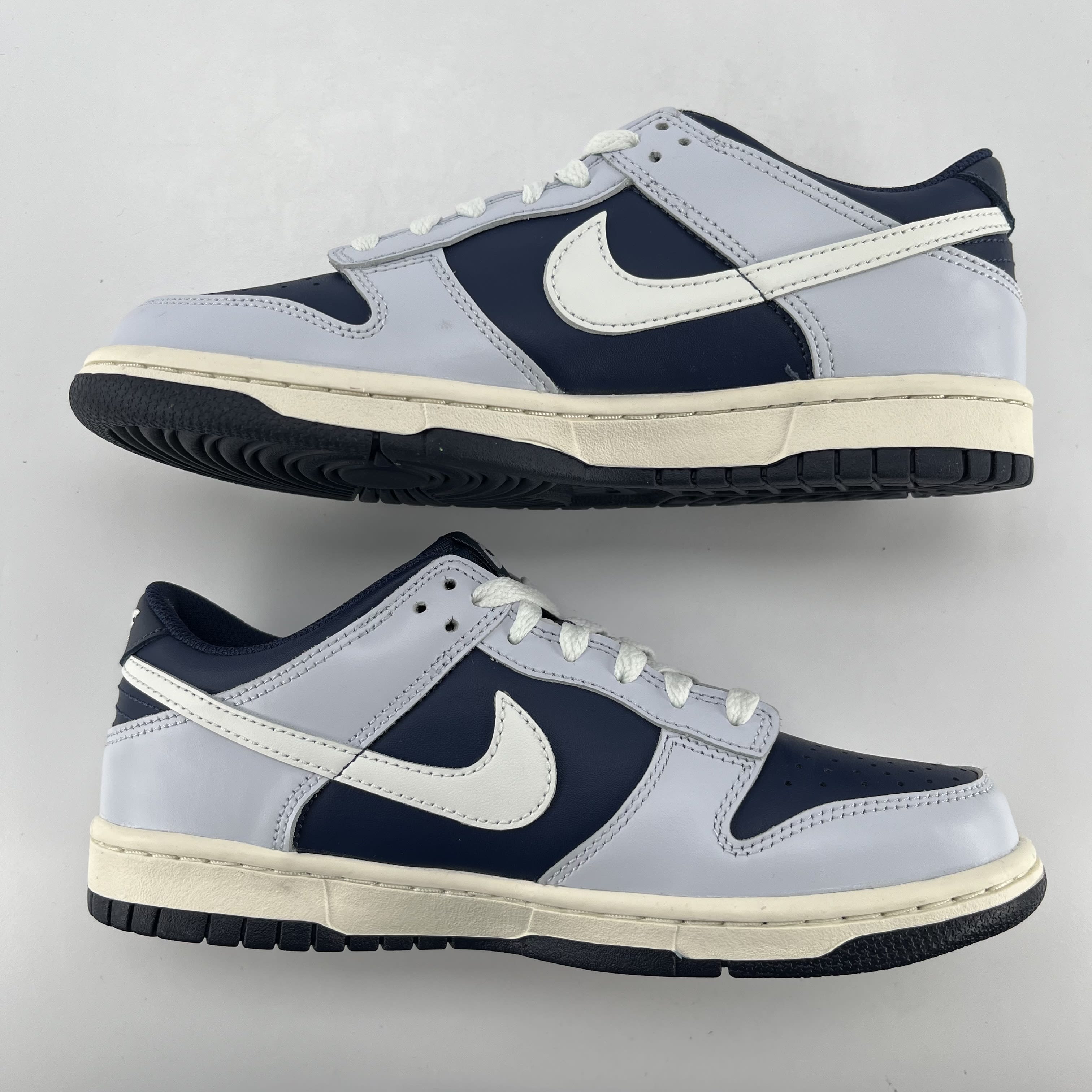 340081 Nike Dunk Low Football Grey Midnight Navy (GS)