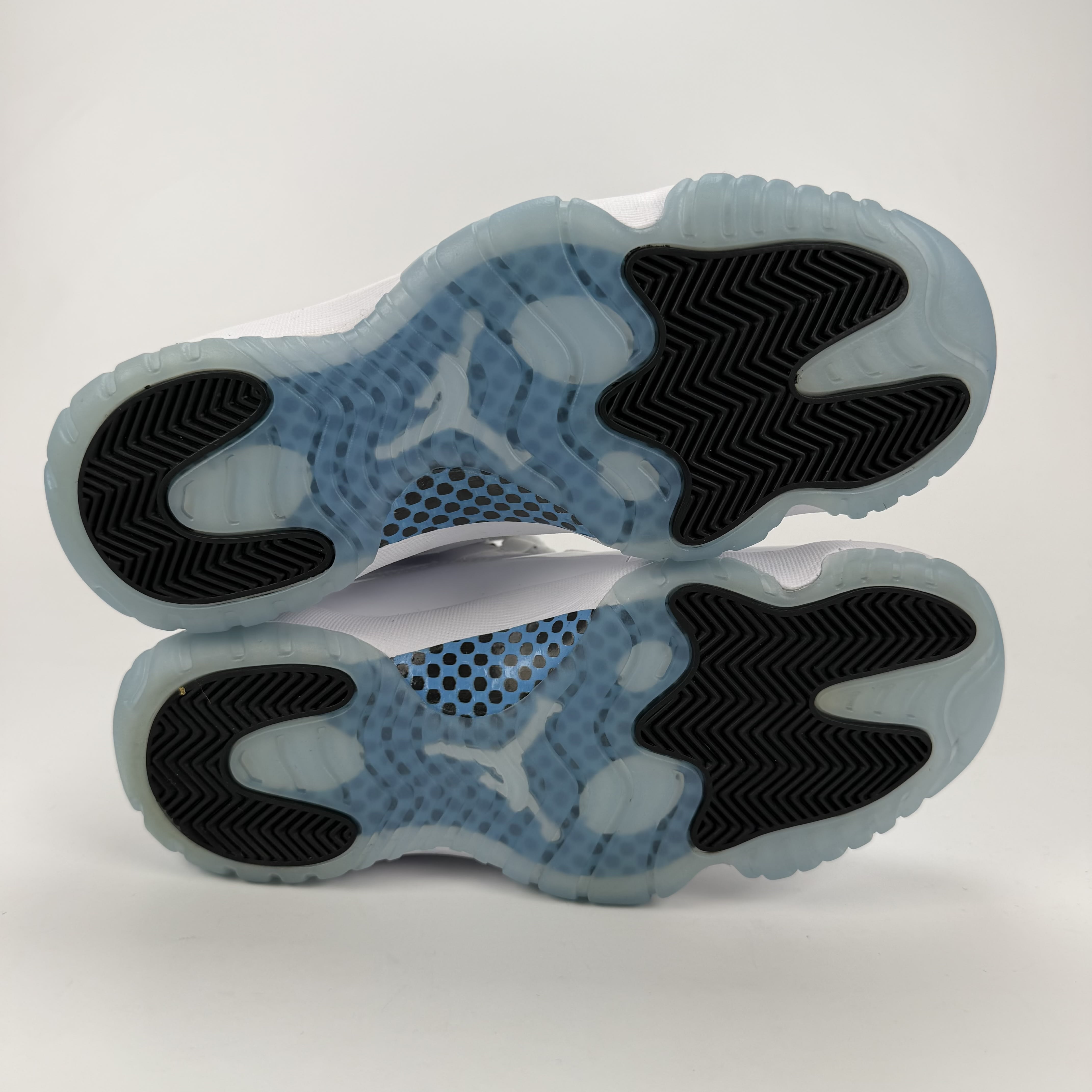 SP4473 Jordan 11 Retro Legend Blue (2024)