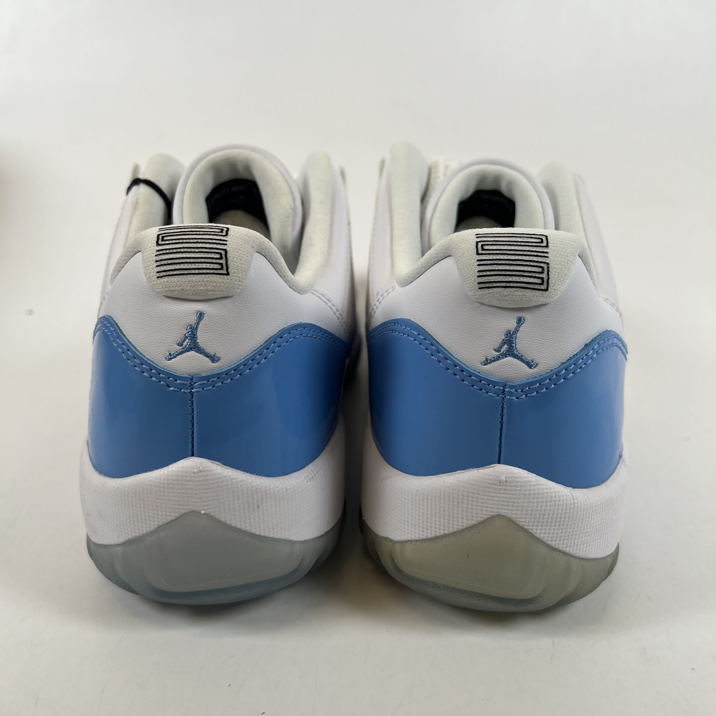 786885 Jordan 11 Retro Low University Blue (2017)