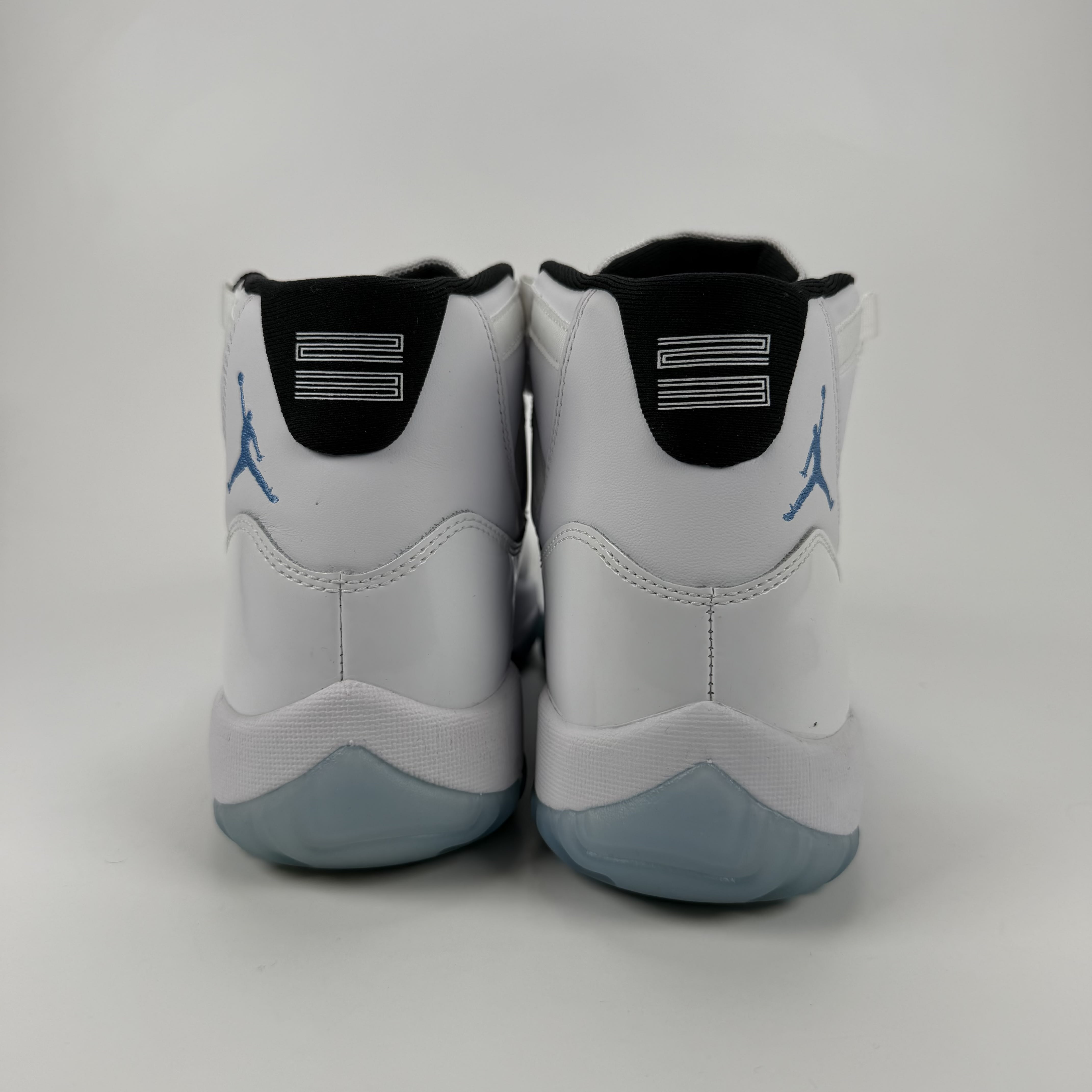 SP4473 Jordan 11 Retro Legend Blue (2024)