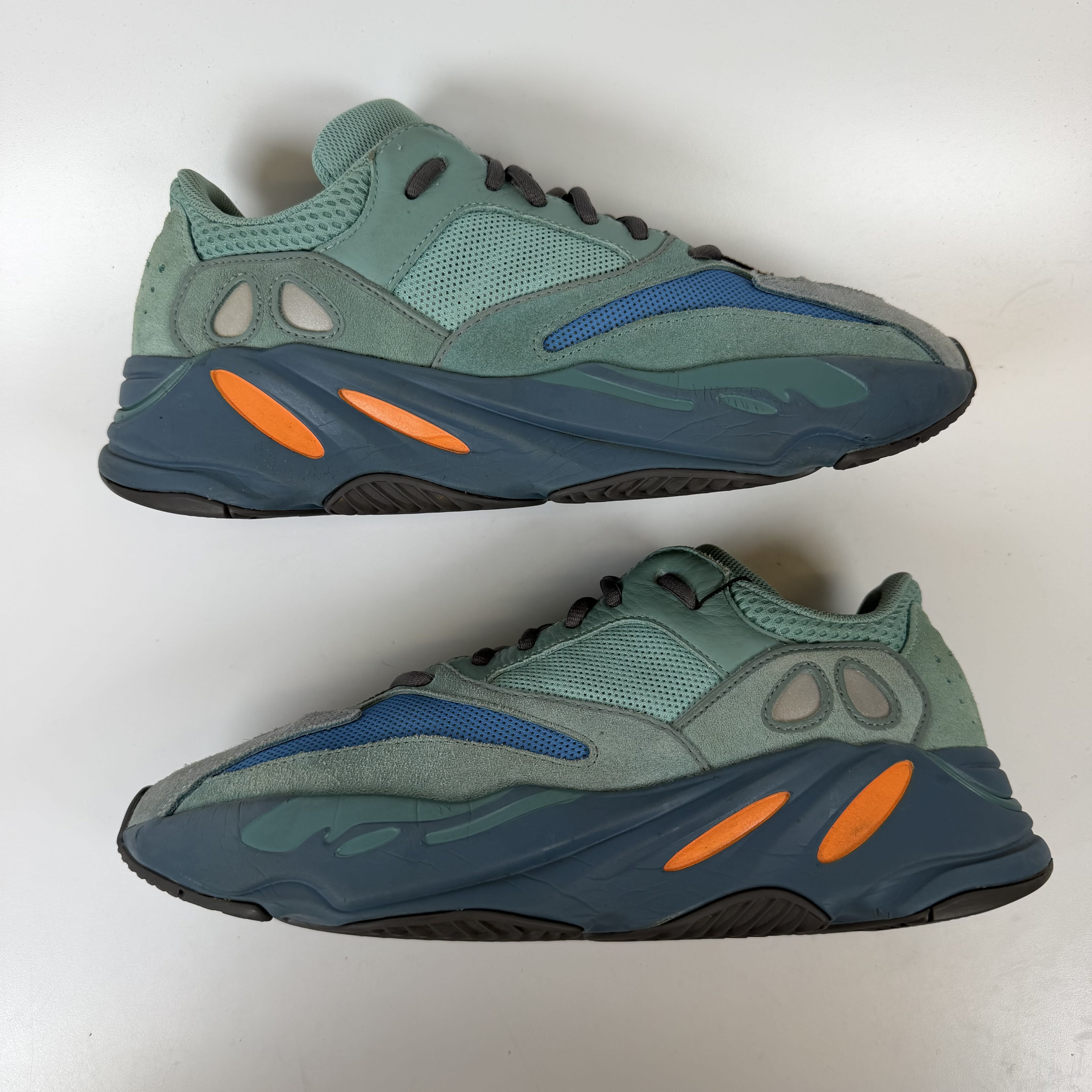 SP7109 adidas Yeezy Boost 700 Faded Azure