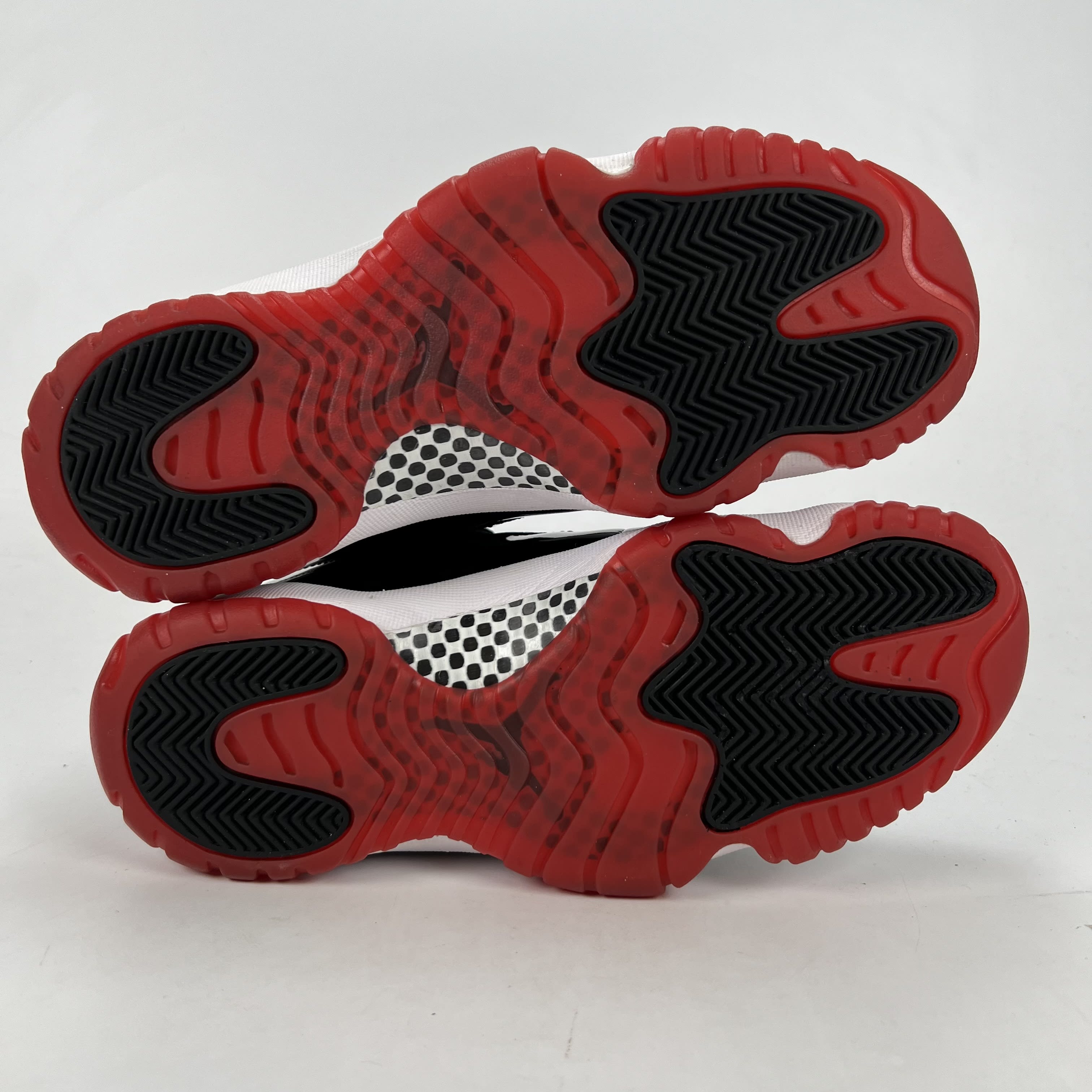 SP5759 Jordan 11 Retro Playoffs Bred (2019)